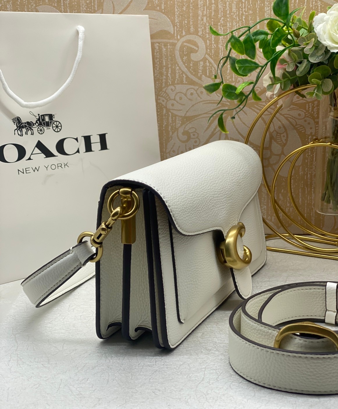 COACH TABBY CROSSBODY WRISTLET 26cm สีใหม่ล่าสุด ต้อนรับสงกรานต์นี้ รุ่นนี้ต้องเข้าแล้ว พกพาได้ตลอดวันเลย