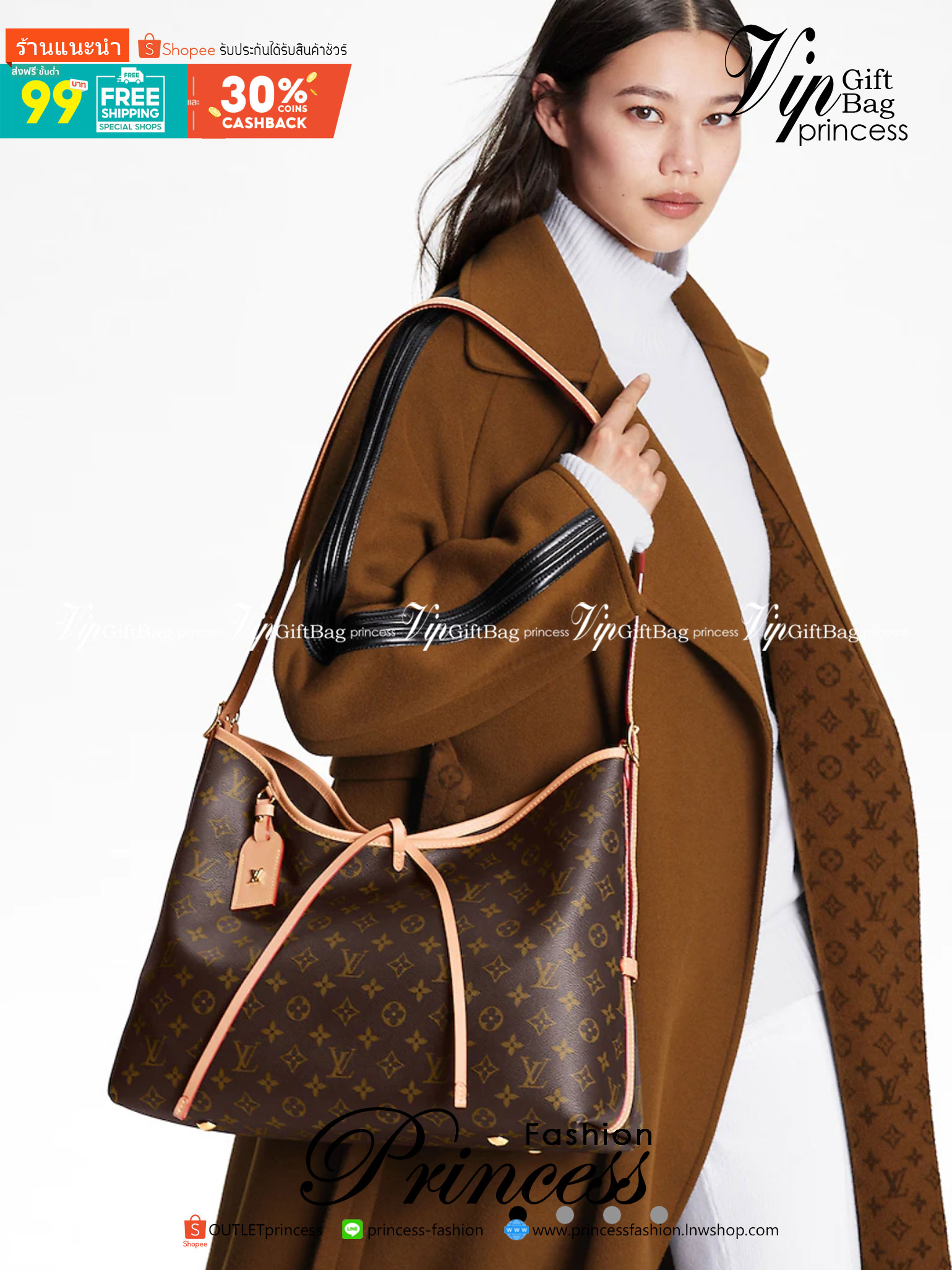 LV CARRYALL Monogram Canvas / LV Shopping Bag รุ่นใหม่ล่าสุด กระเป๋าสะพายทรงหรูหรามีสไตล์ สวยปังมั้ยไหว ใบจริงสวยมากกกก ได้สวยก่อนใคร วัสดุหนังแคนวาสเคลือบลาย สวย คลาสสิค ภายในเป็นช่องโล่ง จุของได้เยอะ สาวๆใช้ใบนี้ สะพายไปไหนก็เข้ากัน ถ่ายรูปสวยๆ ชิคๆ โดด