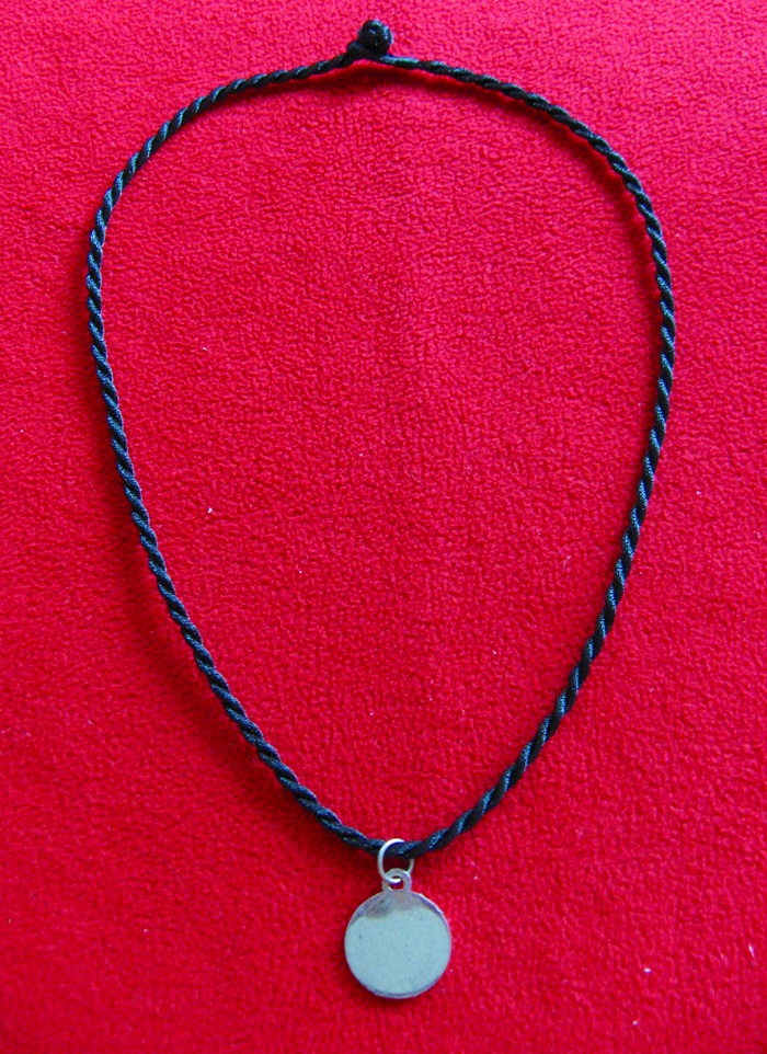 สินค้าหมดค่ะ สร้อยคอหยินหยางแบบเล็กค่ะ