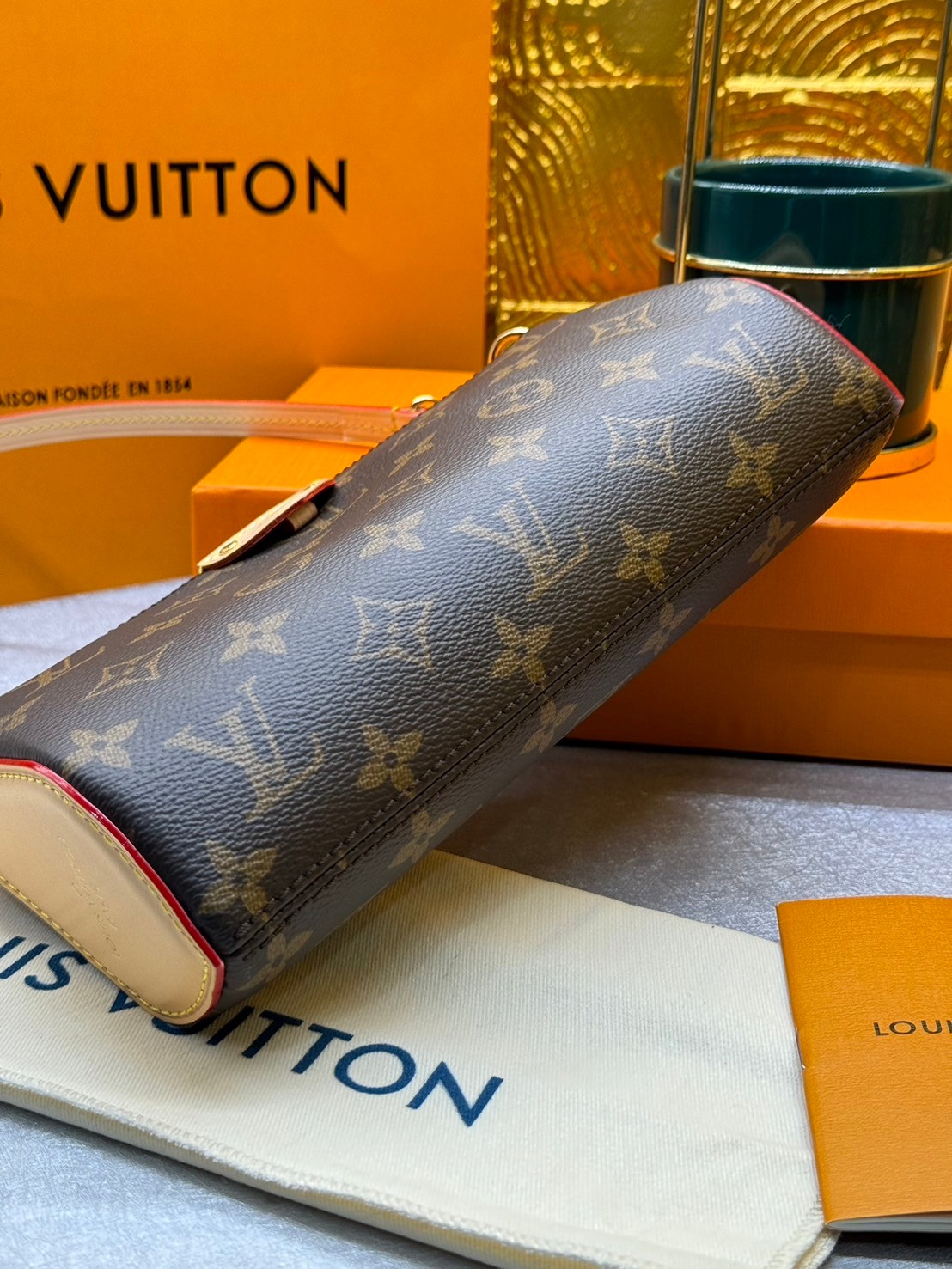 LV Pochette Tirette Monogram Bag กระเป๋าทรงพอช เกรดท็อปออริ 1:1 เกรดดีสุด สลับแท้ ใช้งานต่างประเทศได้