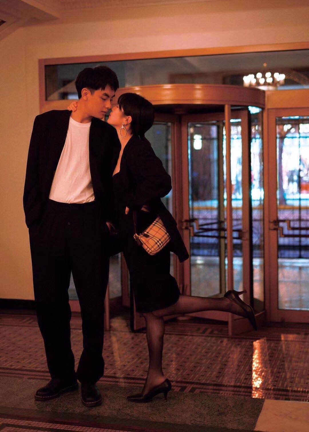 BURBERRY HAND BAG VIP GIFT WITH PURCHASE (GWP) พรีเมี่ยมกิ๊ฟ Limited Edition