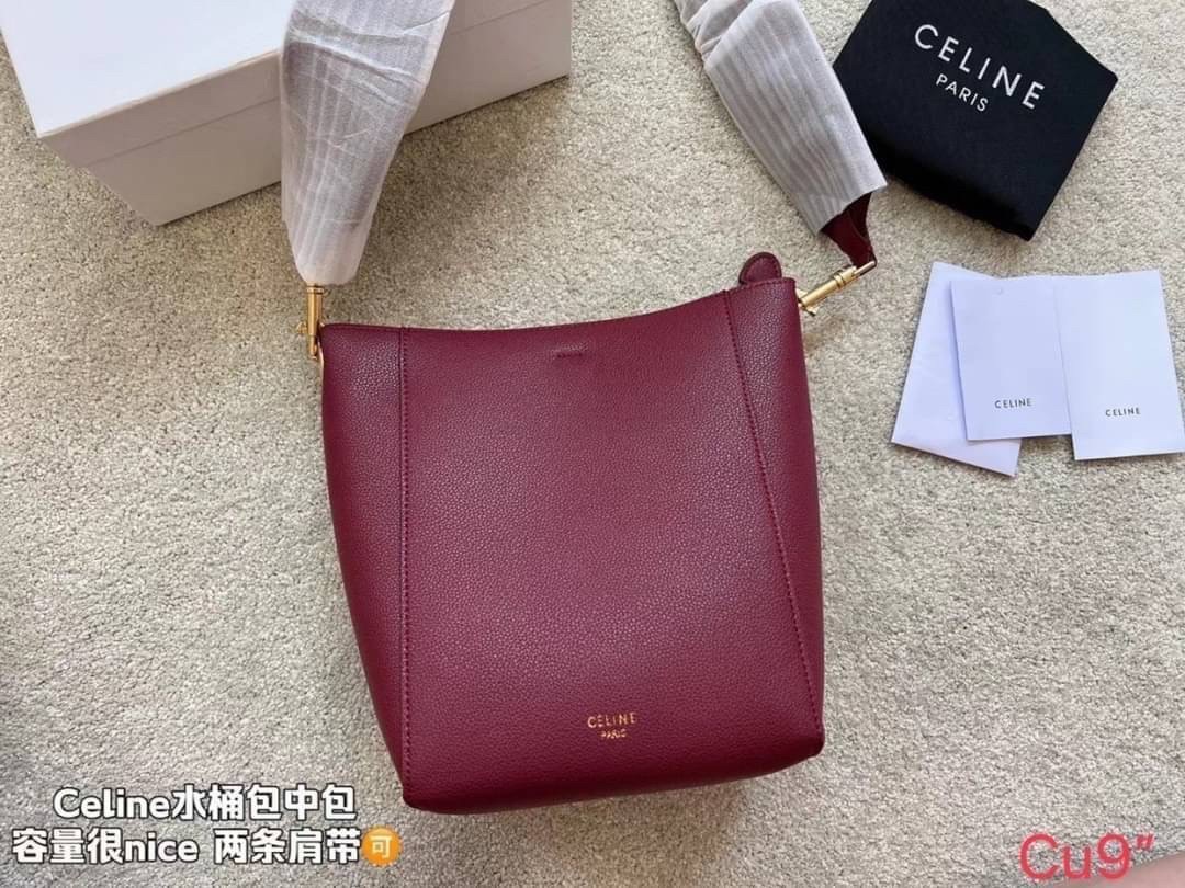 CELINE SANGLE SMALL BUCKET BAG กระเป๋าสะพายทรงบัคเก็ต หนังซอฟอย่างดี น่าใช้มากๆ