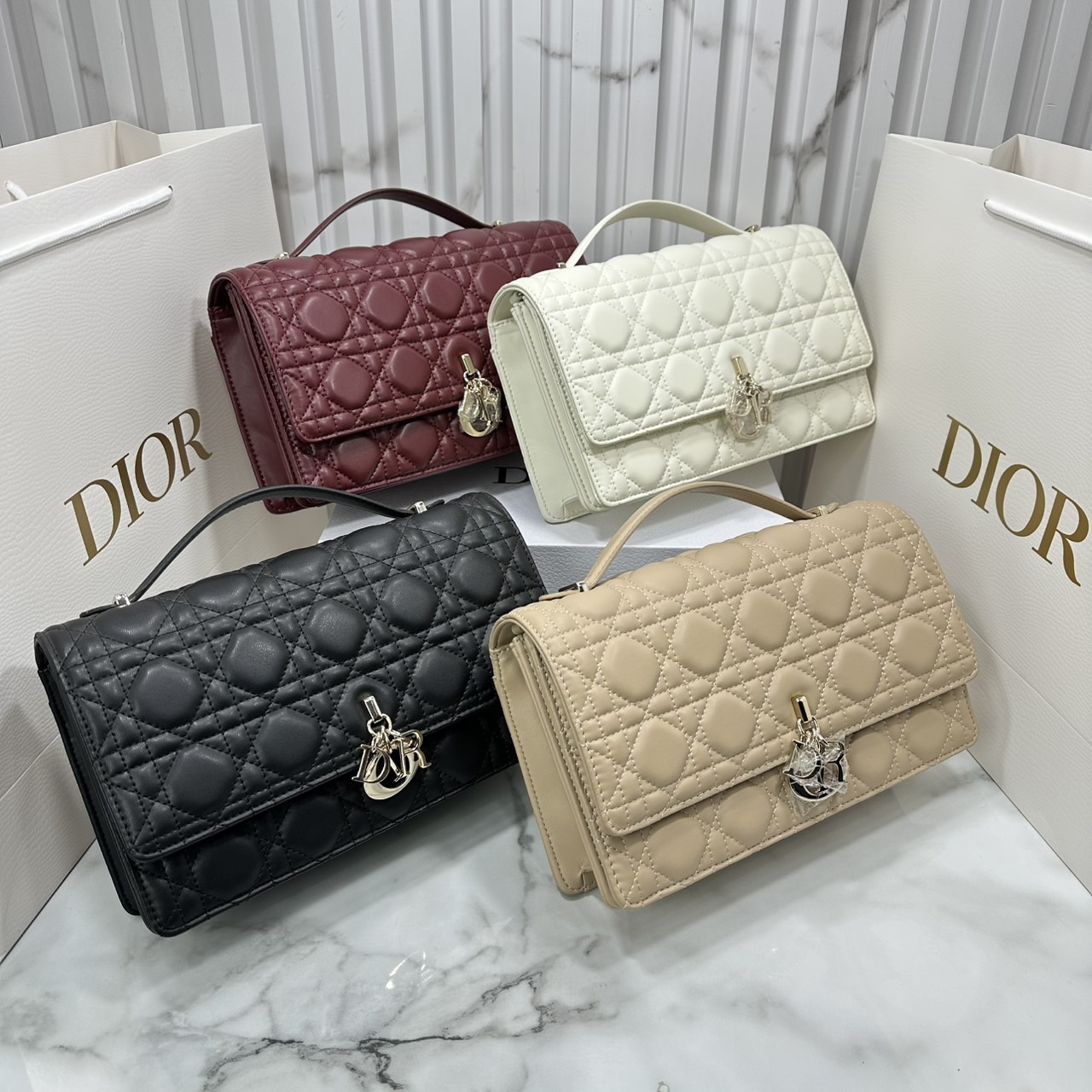 ORI หนังแท้ | My Dior Top Handle / Dior Clutch Bag กระเป๋าสะพายทรงคลัชทันสมัย หรูหราสง่างาม จะถือหรือสะพายก็ดูดีมีระดับ