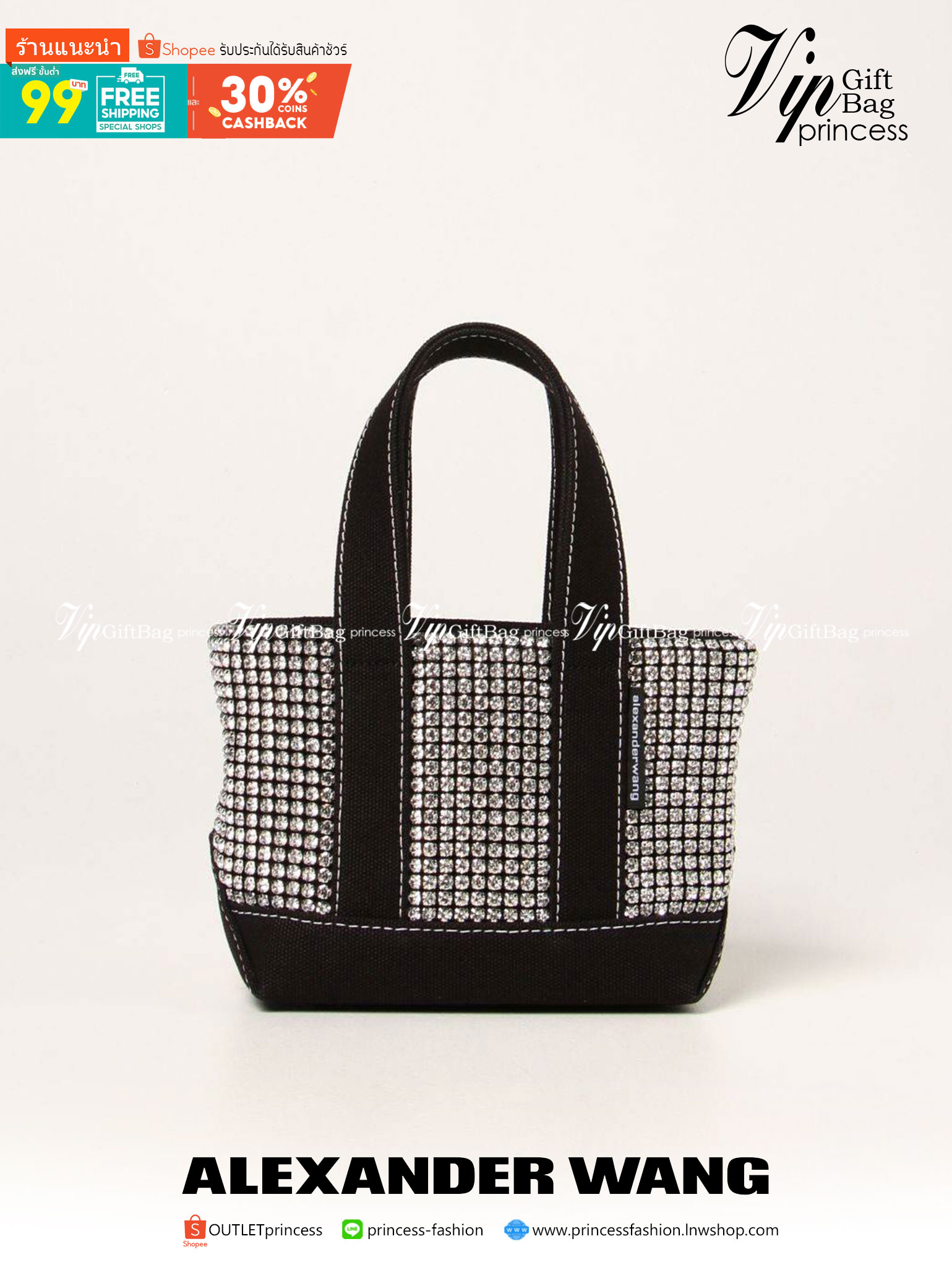 ALEXANDER WANG HANDBAG MINI TOTE WITH RHINESTONE กระเป๋าทรงมินิโท้ท น่ารักน่าเอ็นดู น่าใช้เหลือเกิน!! ด้วยความโดดเด่นเด่นของการตกแต่งพลอยเทียม ให้ดีเทลหรู ตัดสลับด้วยผ้าแคนวาส เพิ่มความทนทาน ลงตัวมากๆ และยังใช้งานง่ายด้วยหูจับในตัว เปิด-ปิดด้วยซิป ภายในเป