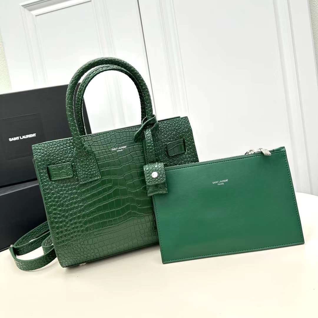YSL TOTE BAG / SAC DE JOUR BABY IN CROCODILE LEATHER กระเป๋าสะพายทรงโท้ท หนังลายจระเข้สวยหรู จุของได้เยอะ เกรดออริ 1:1 เทียบแท้ ภาพถ่ายจากงานขายจริง ใช้งานต่างประเทศได้