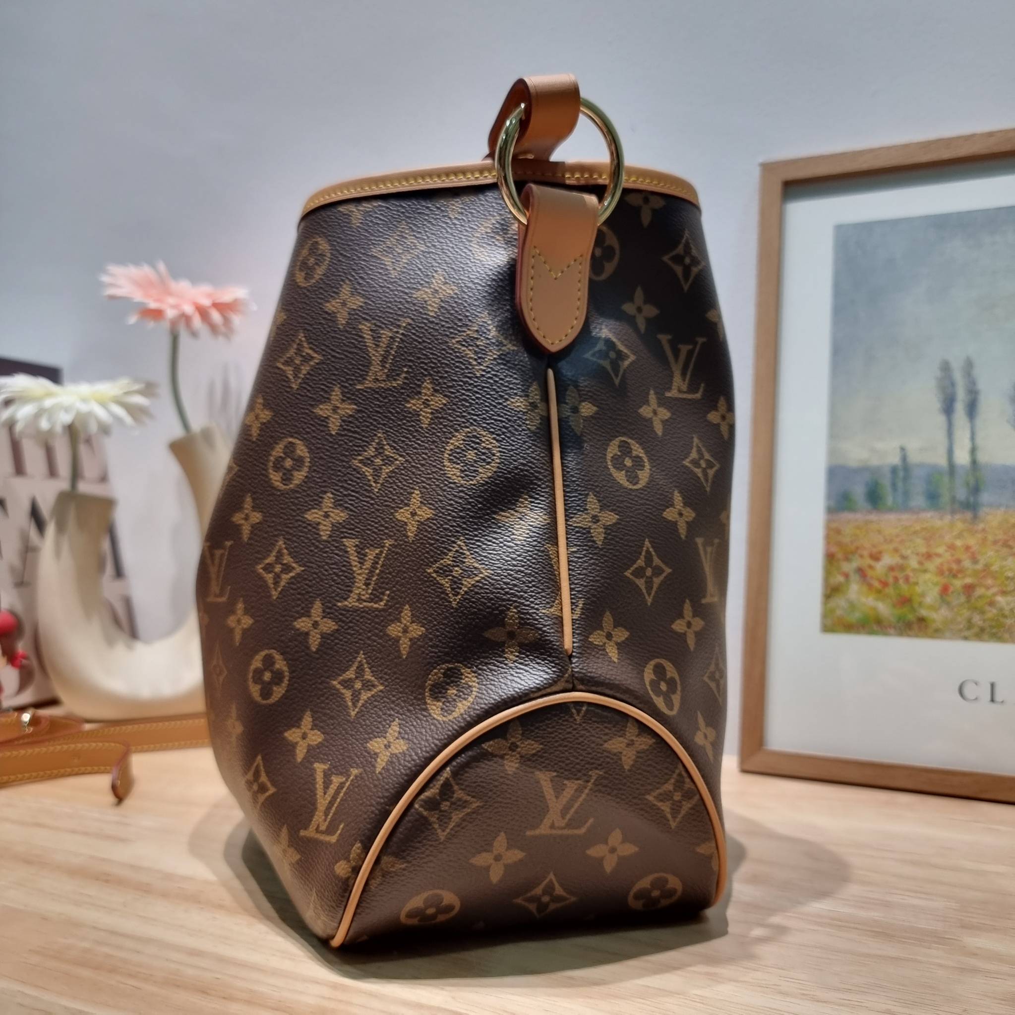 LV delightful bag / LV CARRYALL Monogram Canvas / LV Shopping Bag กระเป๋าทรงโท้ทใบใหญ่ ขนาดจุได้แบบล้นๆ รอบนี้จัดใบลูกมาให้อีก พิเศษที่สุด!! สมใจใครที่มองหากระเป๋าใบโปรด มีตะขอเกี่ยวที่ปากกระเป๋า และยังมาพร้อมสายสะพาย 2 แบบ