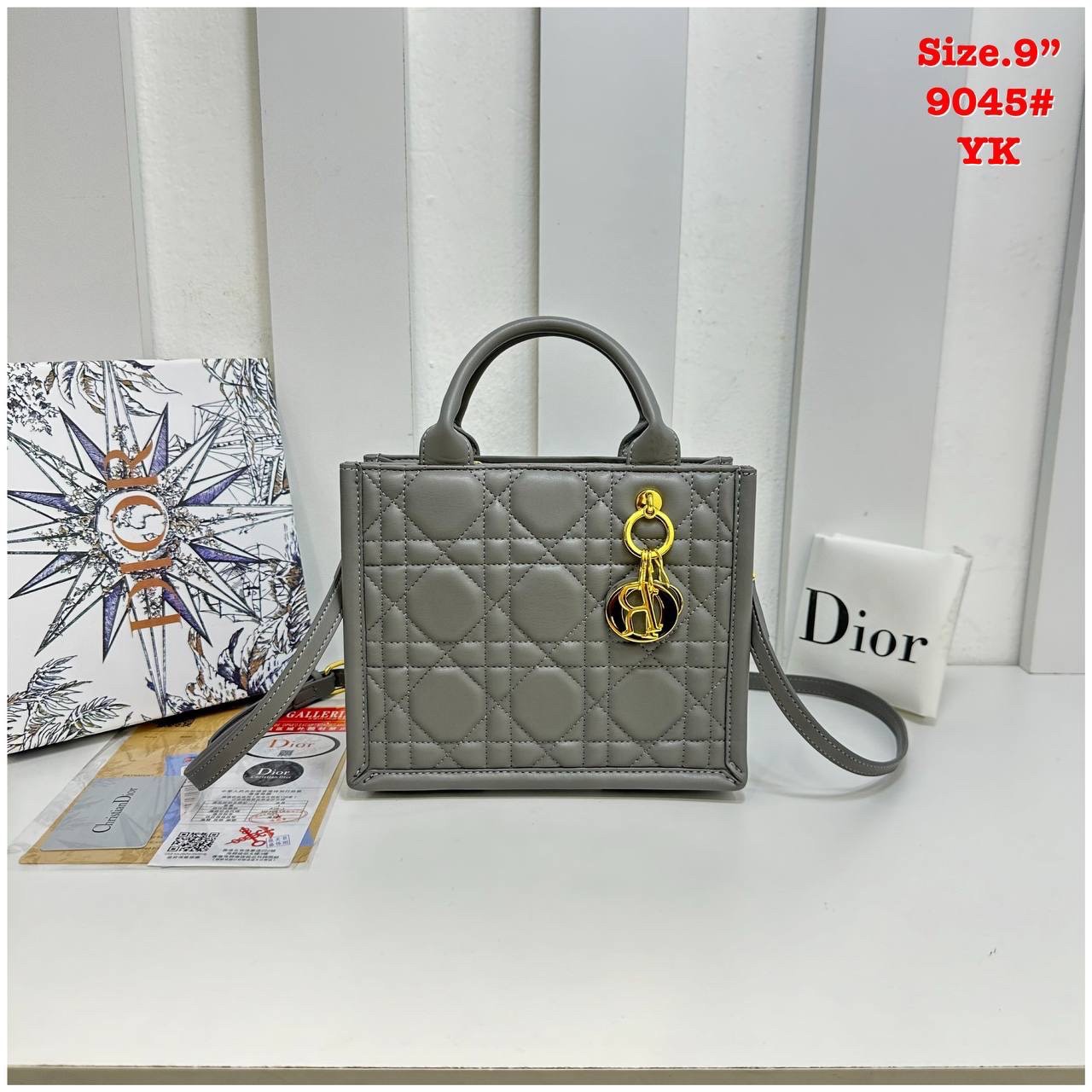 DIOR Small Dior Book Tote Powder Beige Macrocannage Leather 9" กระเป๋าทรงโท้ท แก่นแท้ของความงามรูปลักษณ์ทันสมัย สง่างามเหนือกาลเวลา เกรดไฮเอน 1:1