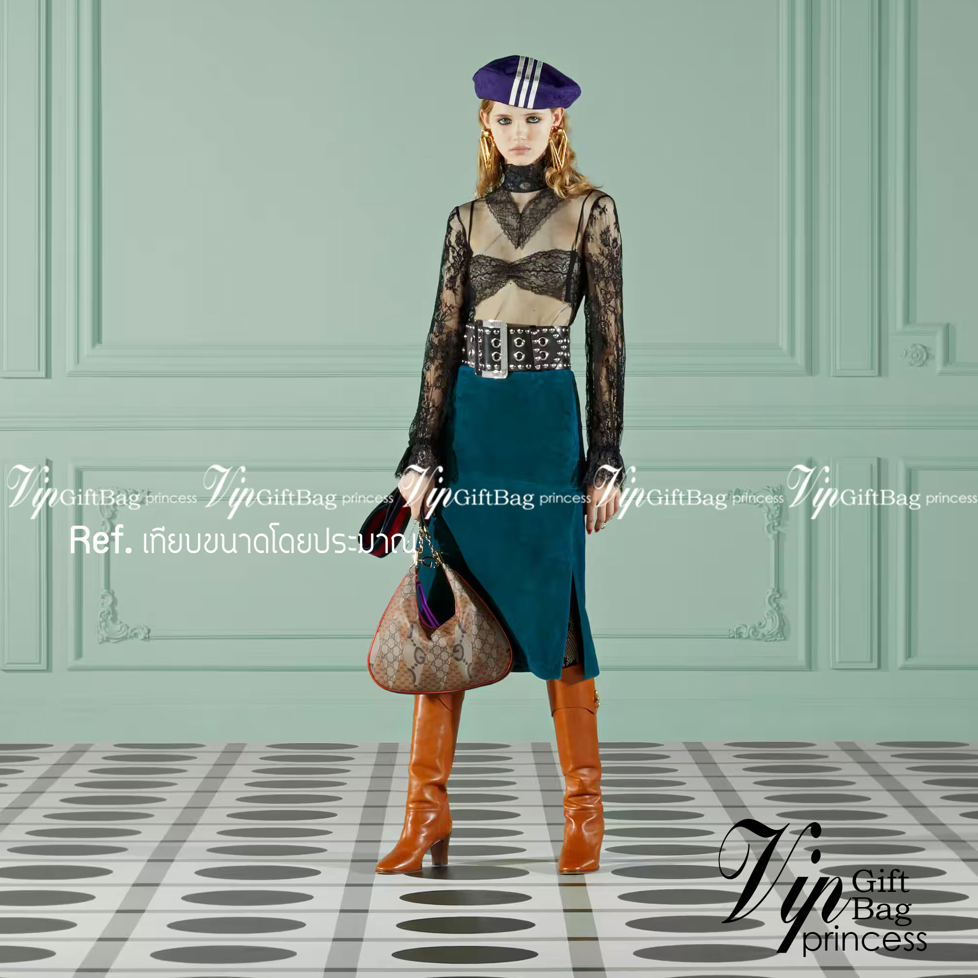 Gucci Attache shoulder bag มาใหม่ชนช้อป สวยหรู หรูหราเหนือกาลเวลาในคอลเล็กชั่น Gucci Love Parade ใบนี้ดารา เซเลป เลือกถือคือเริ่ดมาก จะลุคคูลๆเท่ๆหรือสวยหรูดูแพงก็ได้หมด แมทง่ายใช้ได้ Everyday Look ราคาสุดคุ้มเลยค่า