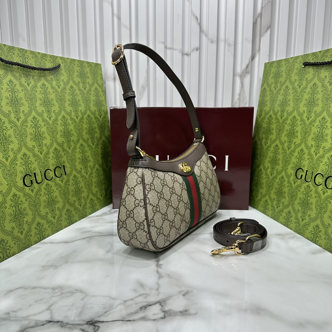 10" ORI หนังแท้ | Gucci Ophidia small shoulder bag GG Monogram Double G / Gucci Hobo Bag กระเป๋าสะพายทรงโฮโบขนาดเล็ก