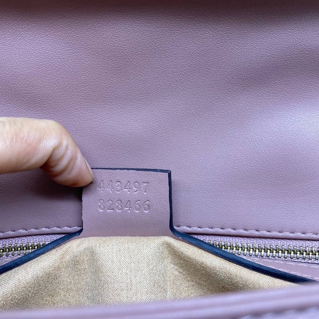 หนังแท้ GUCCI GG Marmont small shoulder bag 26cm ภาพสินค้าถ่ายจากงานขายจริง ใช้งานต่างประเทศได้ค่ะ