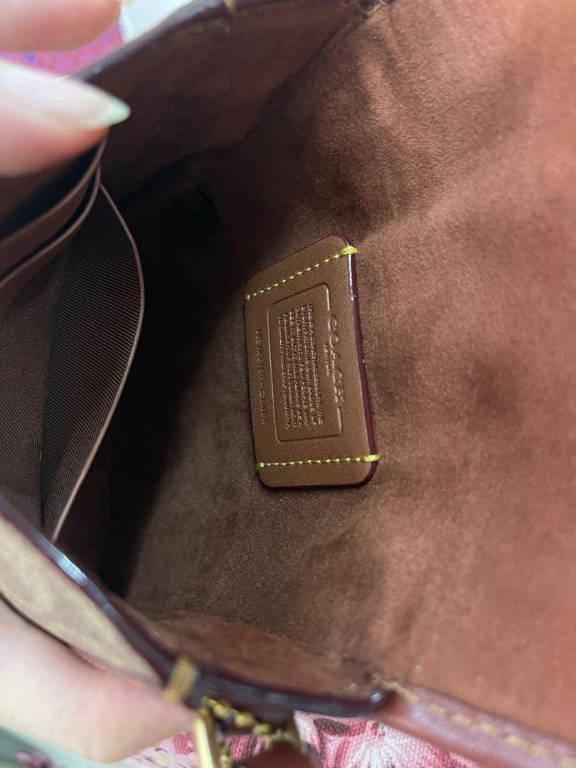 COACH TALL STUDIO CROSSBODY IN SIGNATURE CANVAS พร้อมส่งที่ไทย ภาพสินค้าถ่ายจากงานขายจริง ใช้งานต่างประเทศได้