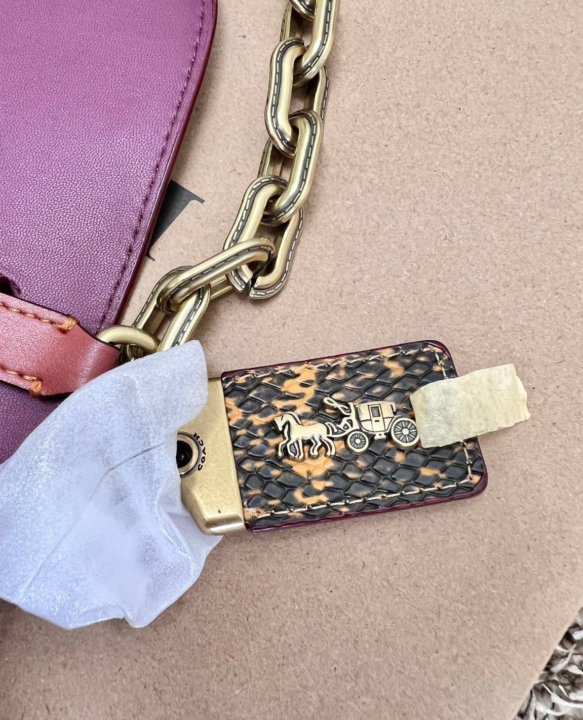 COACH IDOL BAG IN SIGNATURE CANVAS WITH SNAKESKIN DETAIL CM551 ใหม่ล่าสุด2023 โลโก้อะไหล่แบรนด์ใหญ่ซ้อนทับ Luxury สุดๆค่ะ