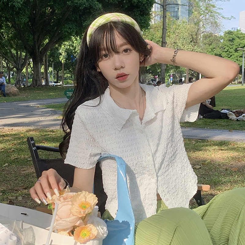 พร้อมส่ง 🩰🍅 Peace lily blouse เสื้อเชิ้ตวินเทจสีขาว (IN37327)