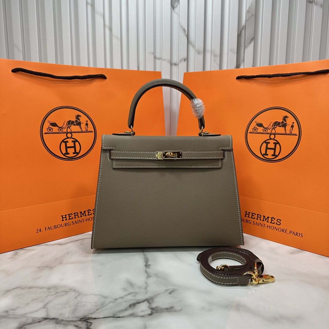 ORI หนังแท้ | Hermes Kelly 25cm / 28cm กระเป๋าสะพายที่สุดแห่งหรูหราลัคชู นิยามของความสง่างามเหนือกาลเวลา แบรนด์เนมในฝัน งดงามดั่งเจ้าหญิง