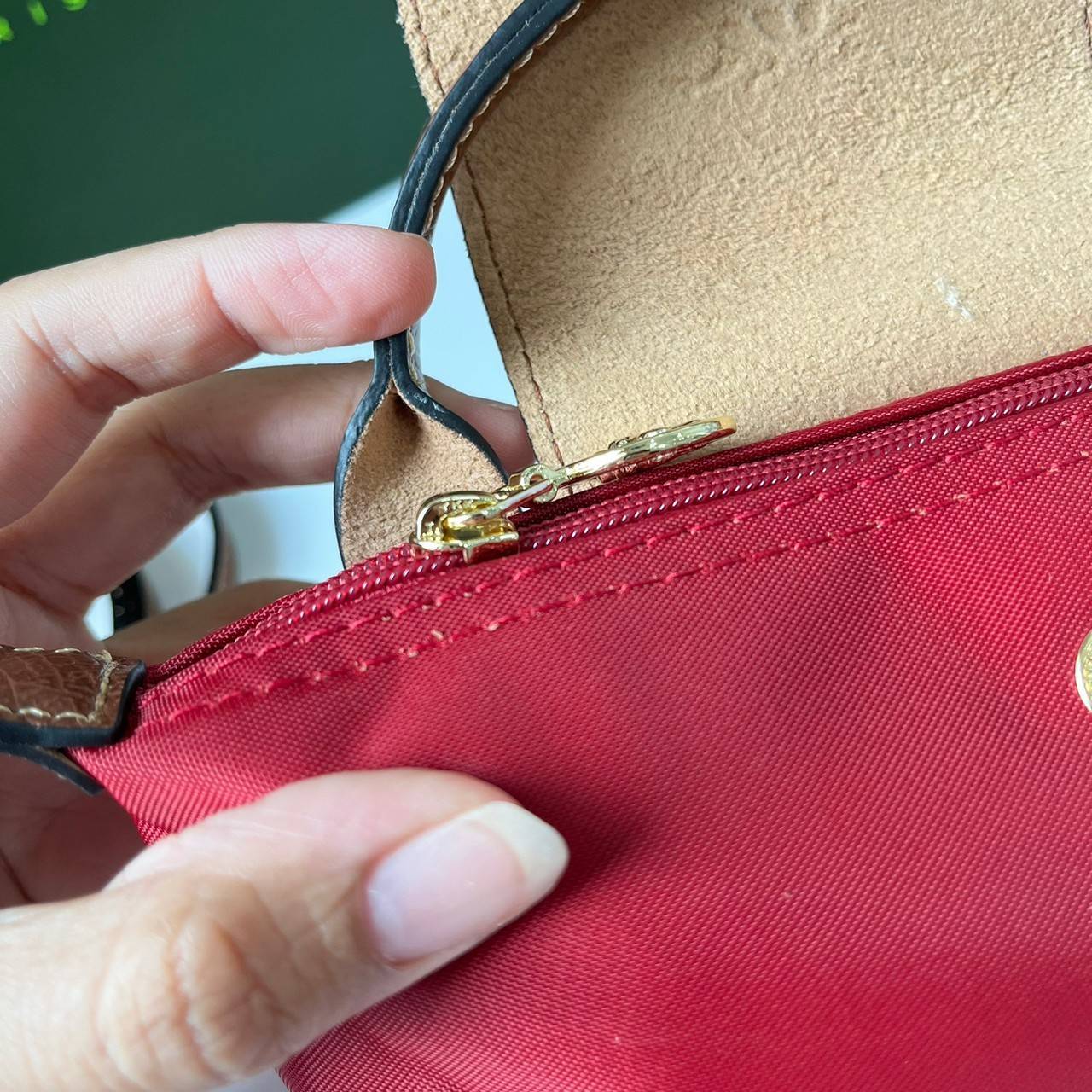 LONGCHAMP LE PLIAGE ORIGINAL Pouch with handle กระเป๋าใบเล็กขนาดกระทัดเหมาะกับใส่ของจำเป็นจุกจิก กันน้ำได้ พร้อมส่ง