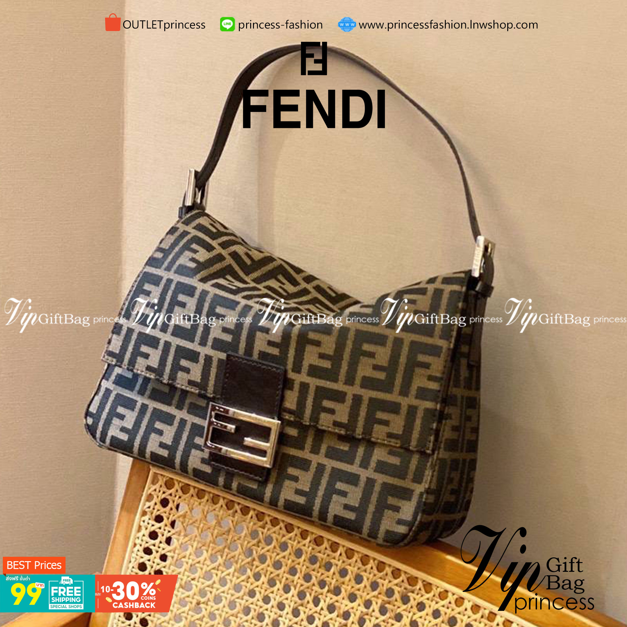 FENDI MAMMA BAGUETTE ZUCCA BROWN FABRIC BAG (GWP) พรีเมี่ยมกิ๊ฟ Limited Edition จาก FENDI วัสดุ CANVAS พิมพ์ลายแบรนด์ เปิดปิดด้วยฝาปิดกระดุมแม่เหล็ก ภายในมีช่องซิป ใส่ของแยกอีกช่อง สามารถใส่กระเป๋าสตางค์ยาว iphone เงิน ของจุกจิกได้ มาพร้อมสายสะพาย2แบบ ถอด