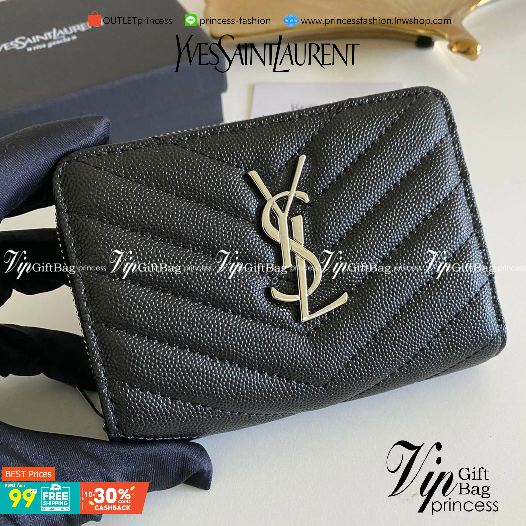 VIP GIFT 】หนังแท้ YSL Saint Laurent monogram compact zip short wallet มาแล้วจร้า ถามหากันเยอะมากๆ กระเป๋าสตางค์ใบสั้นที่ใส่แบงค์ ใส่บัตร ใส่เหรียญได้เยอะสุดๆ มีสองด้านซิปและพับ ใบเดียวครบจบเลย หนังสวยมาก ละเอียดสุดๆ