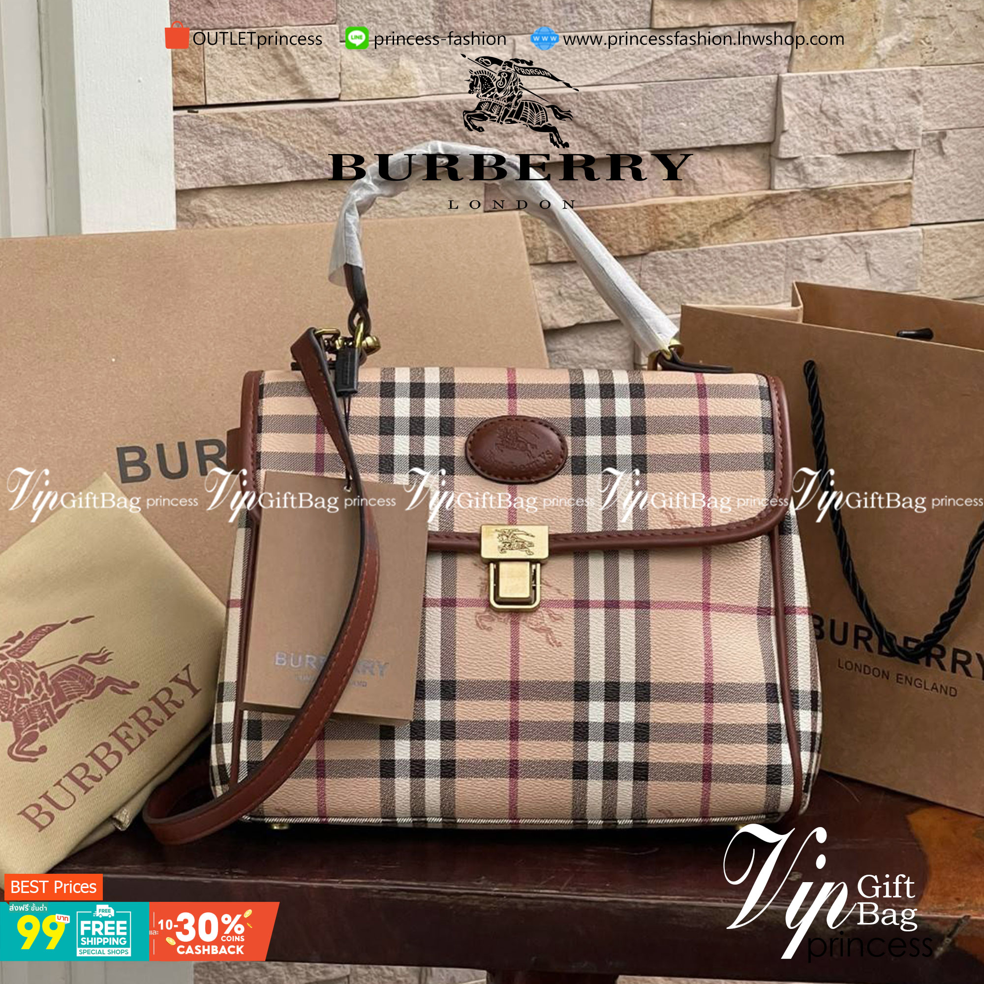Burberry london kelly bag vintage with strap Gift Bag เป็นขนาดที่พอเหมาะกับการใช้ในชีวิตประจำวัน รูปทรงคลาสสิกที่ไม่ทิ้งในเรื่องของคุณสมบัติการใช้งานลวดลาย Vintage Check ที่ถือว่าเป็นสัญลักษณ์อันเก่าแก่ของแบรนด์ เสริมทุกสไตล์การแต่งตัวได้แบบไม่มีตกยุค พร้