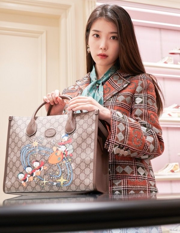 VIP 】Disney x Gucci Donald Duck tote bag พร้อมส่งที่ไทย งานหนังแท้ สวยมาก ราคาดีมากกก ไม่ควรพลาดเลยค่าาา