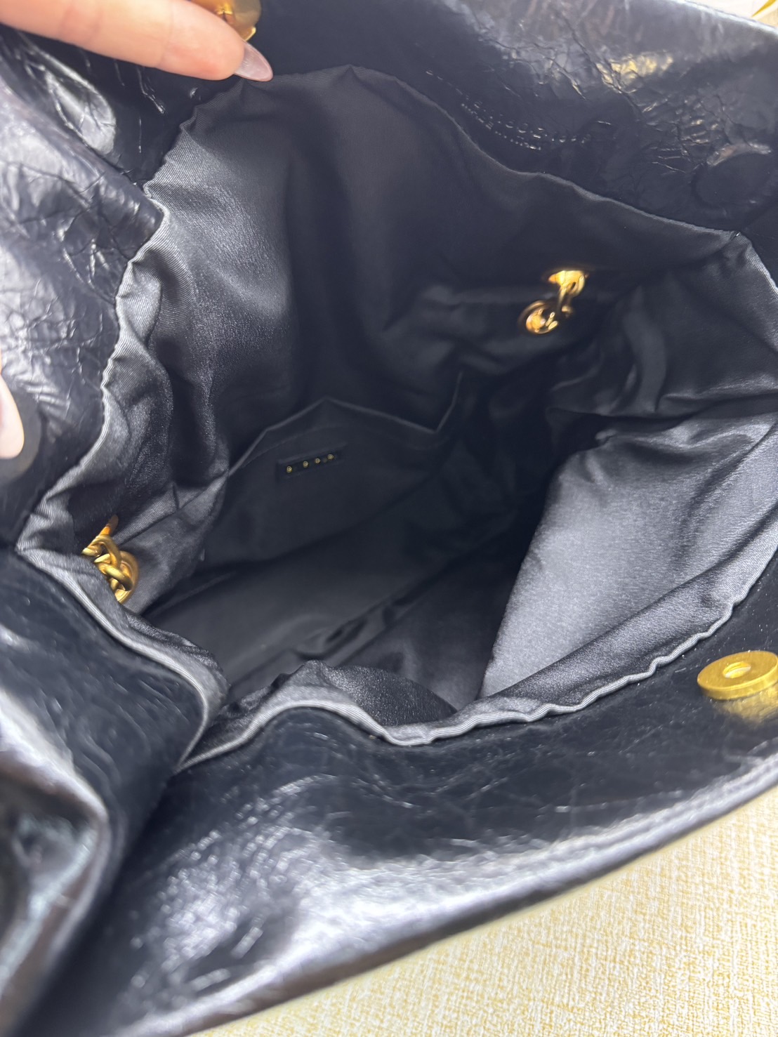 Balenciaga MONACO MEDIUM CHAIN BAG IN BLACK 35cm กระเป๋าทรงโท้ทใบใหญ่ งานหนังยับสวยเต็มใบ เกรดออริ สลับแท้ 1:1 ใช้งานต่างประเทศได้