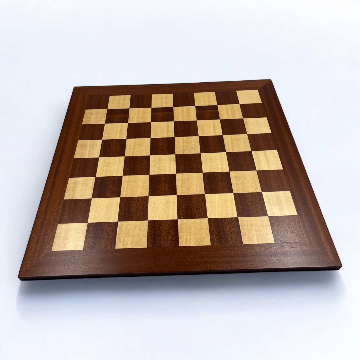 กระดานหมากรุกสากลไม้ช่อง 5x5 cm.ช่องน้ำตาลและขาว