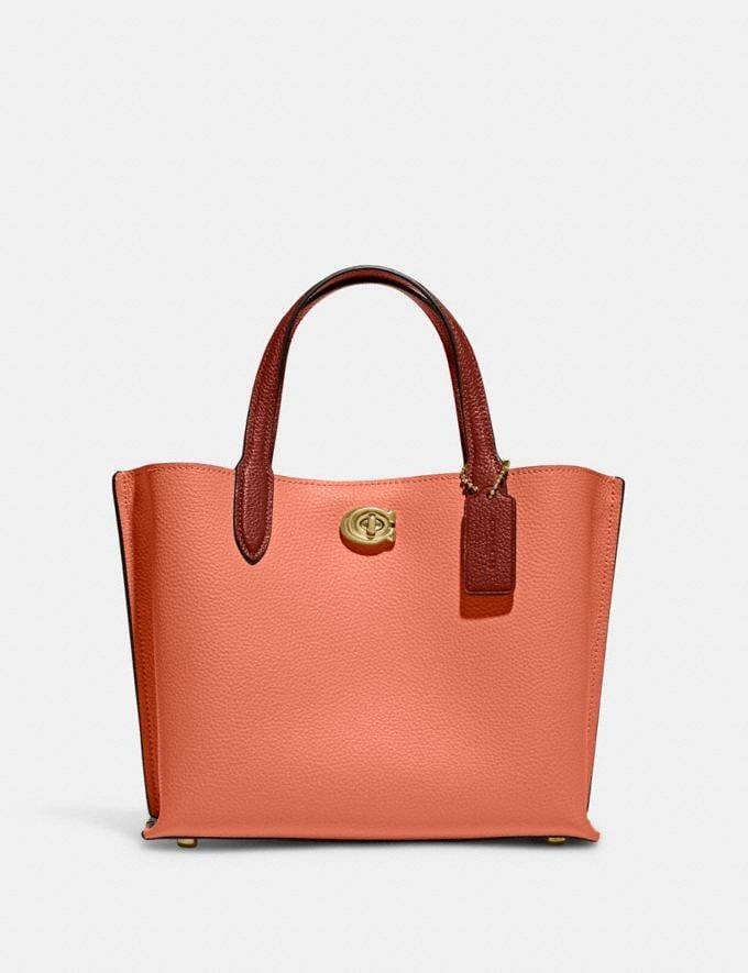 COACH C8561 C8869 WILLOW TOTE 24 IN COLOR BLOCK น้องสาวลุคลูกคุณมาแล้วจ้า กระเป๋าถือ/สะพาย ดีไซน์คัลเลอร์บล็อค ลงตัว เรียบหรู ใบจริงคือผู้ดี๊ผู้ดี ใช่ได้ทุกๆโอกาส วัสดุหนัง pepble อยู่ทรง เปิดปิดด้วยตัวบิดล็อค และอีกฝั่งเป็นกระดุมแม่เหล็ก ภายในโล่งกว้าง ใ