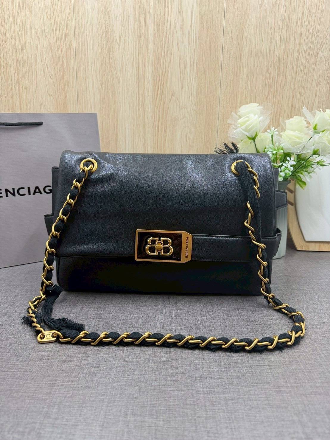 ORI หนังแท้ | Balenciaga Modu Shoulder Leather Bag / Modu Tote Bag 30cm กระเป๋าสะพายทรงโท้ท ดีไซน์ใหม่สวยเก๋ตามแบบฉบับแบรนด์