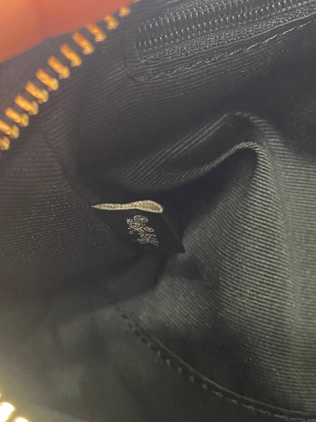 COACH ROWAN SATCHEL IN SIGNATURE CANVAS WITH BEE PRINT (C8591) พร้อมส่งที่ไทย