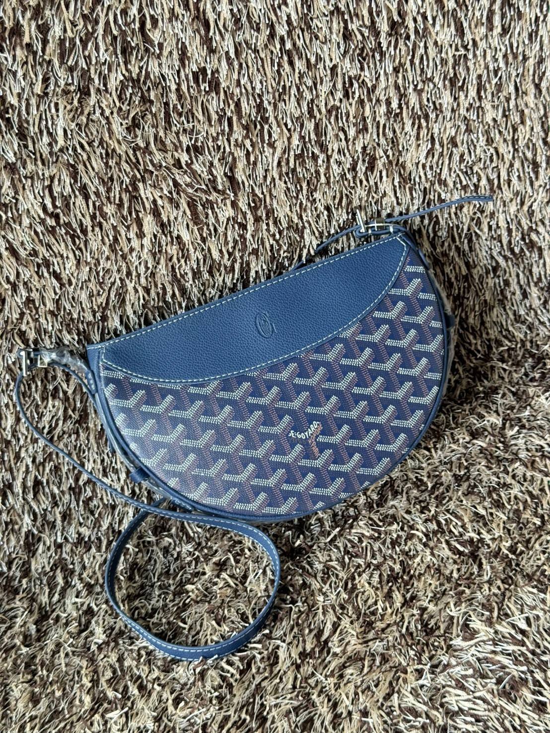 ORI หนังแท้ | GOYARD Hirondelle Bag กระเป๋าสะพายทรงครึ่งวงกลม ใข้งานได้หลายแบบทั้งในสไตล์ลําลอง