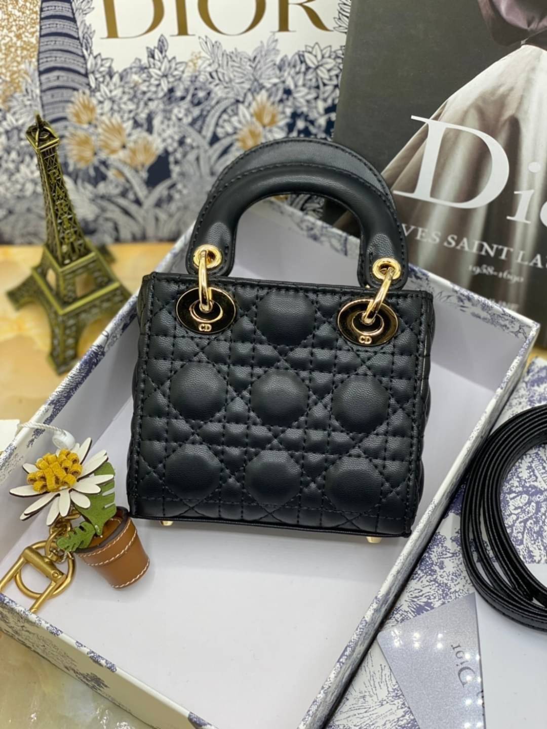 VIP 】หนังแท้ CHRISTIAN DIOR MICRO LADY DIOR BAG Cannage Lambskin