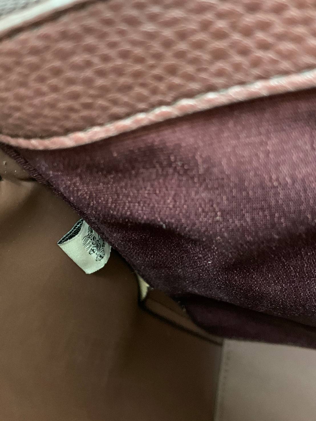 ถังใหญ่พร้อมส่งแล้วค่าา ห้ามพลาด❗️ COACH TOWN BUCKET BAG((91122)) 📣พร้อมส่ง ไซด์ที่สาวๆรอคอยค่ะ! ✔️กระเป๋าทรงถังใบใหญ่ สุดฮิตอีกรุ่นที่สาวๆต้องมีติดตัว ✔️หนังแท้ หนังจริงสวยมาก นิ่มมือดีด้วยนะคะ