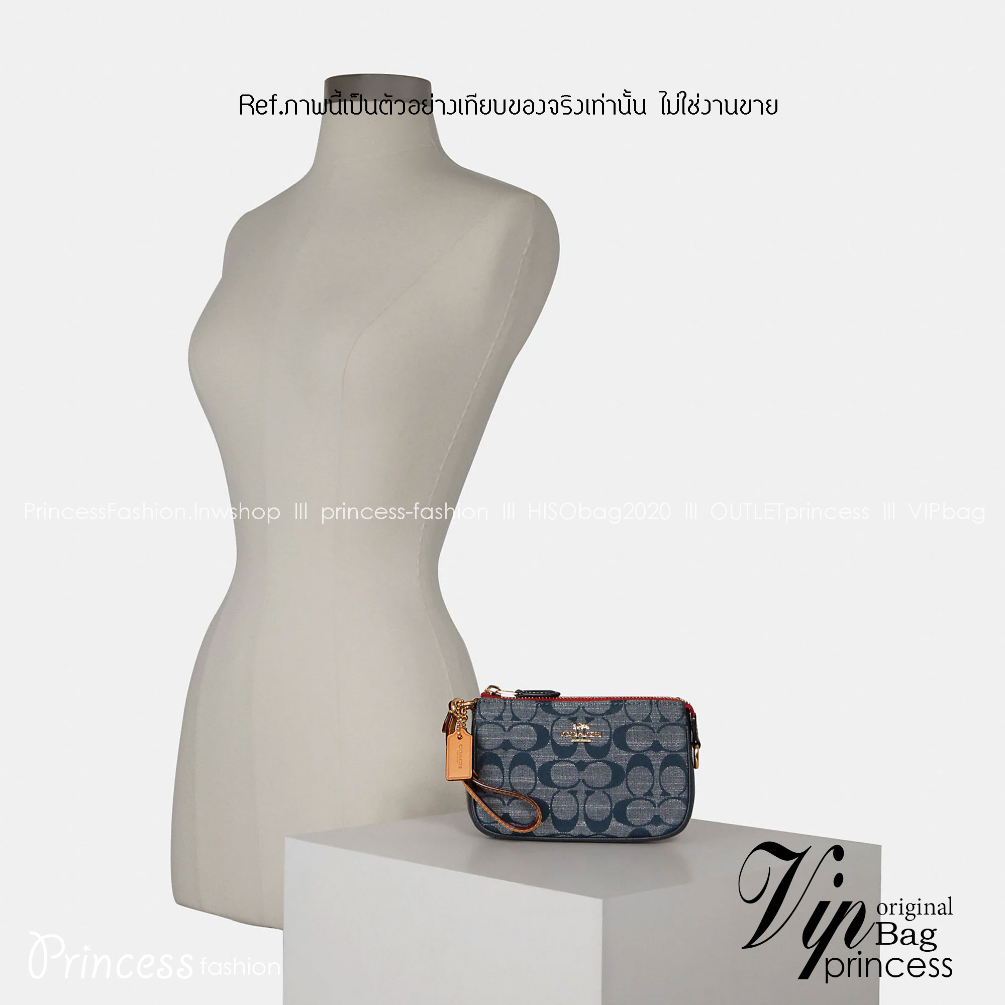 COACH Nolita 15 In Signature Chambray C8665 พร้อมส่ง คอลเลคชั่นใหม่ น่ารักน่าใช้ ในสไตล์คลาสสิค กระเป๋าทรงพอชขนาดมินิ สาวๆเห็นใบจริง ยังไงก็ต้องหลงรักไอเท็มนี้แน่นอนจ้า