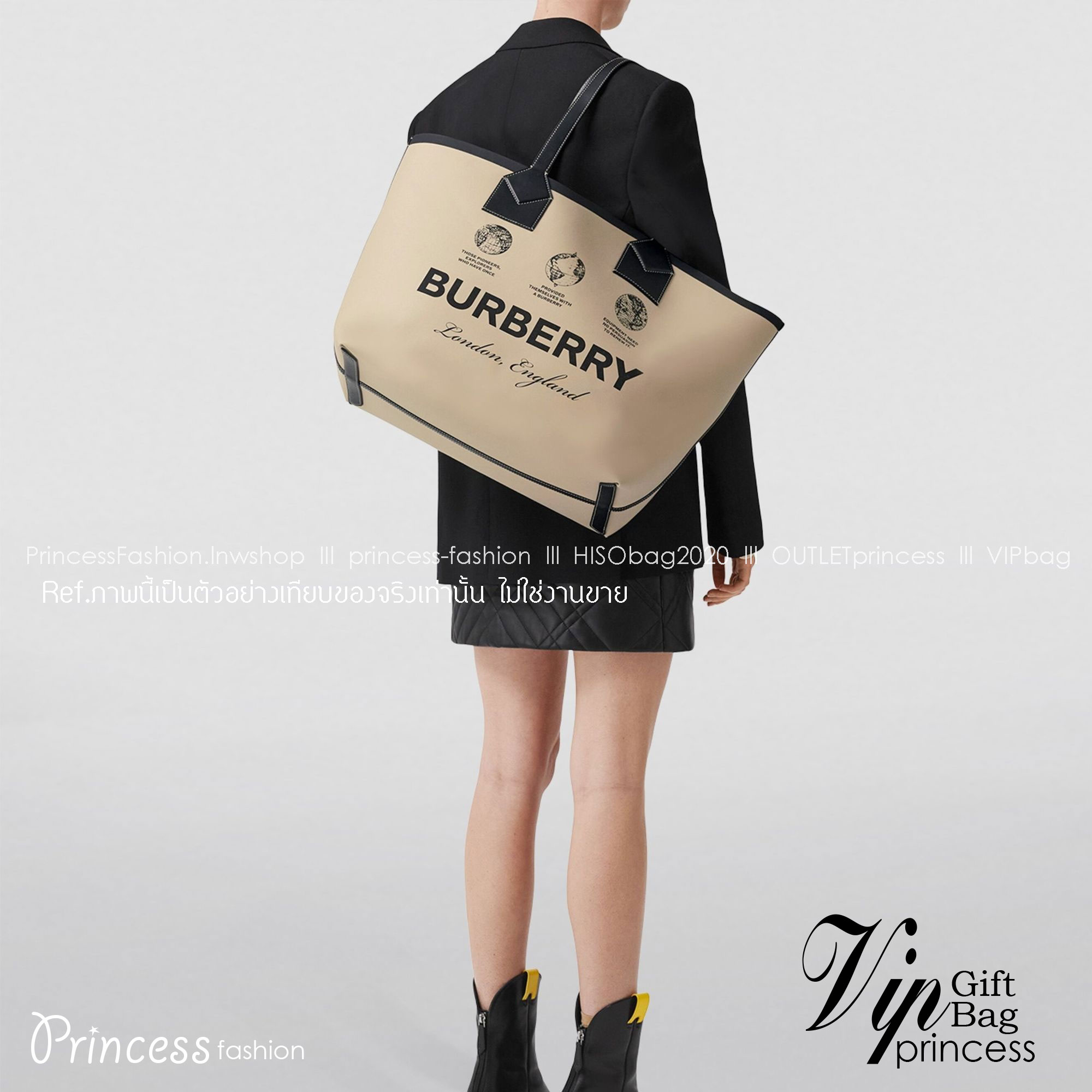 Burberry Tote Bag / Burberry Label Print Large London Tote Bag In Crema / BURBERRY LARGE LONDON TOTE BAG IN WHITE กระเป๋าสะพายไหล่ทรงช้อปปิ้ง ทรงคลาสสิค ฮิตตลอดกาล ตัวกระเป๋าวัสดุหนังผ้าแคนวาส ตัดหนัง