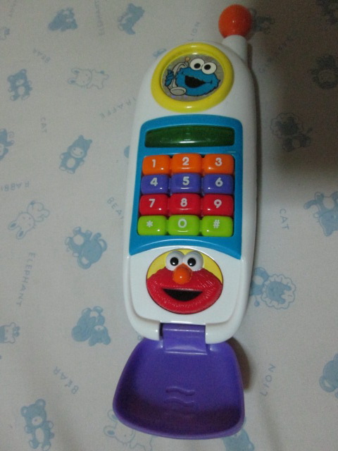 Sesame Street Talk with Elmo Cell Phone By Tyco ของเล่นมือสอง