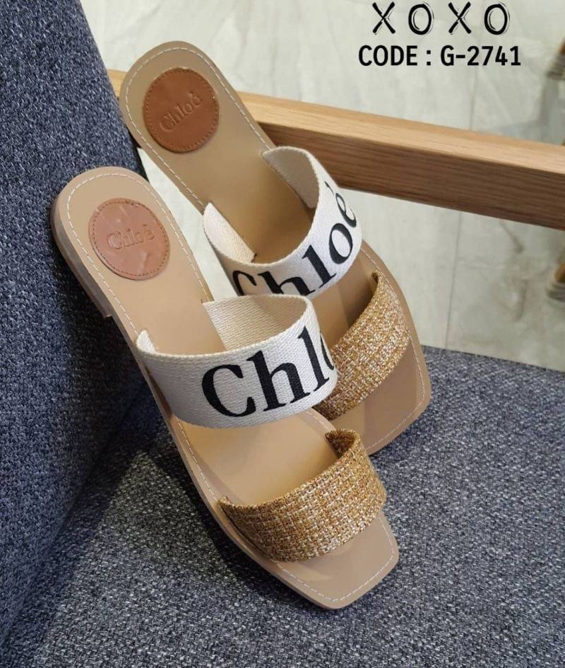 CHLOÉ LOGO SLIDE SANDEL แตะชิค ใส่สบาย วัสดุผ้าสกีนแบรนด์ งานสวย ใส่สบาย น้ำหนักเบา