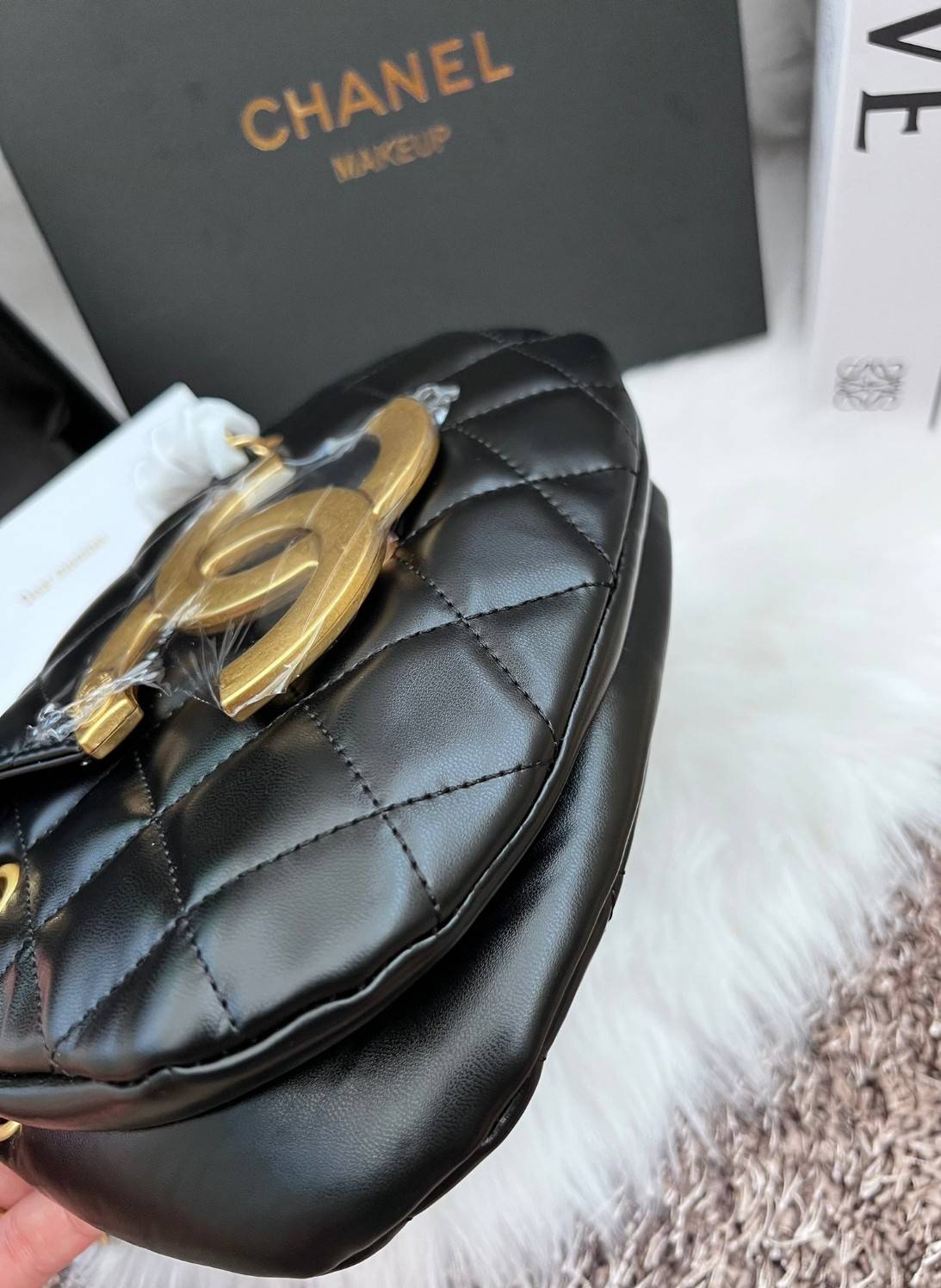 Chanel 24C bag / CHANEL WITH CHAIN / CHANEL Casual Style กระเป๋าสะพายหนังนิ่มลื่นเงาสวย Plain Leather Party Style Office Style เกรดออริ ใช้งานต่างประเทศได้