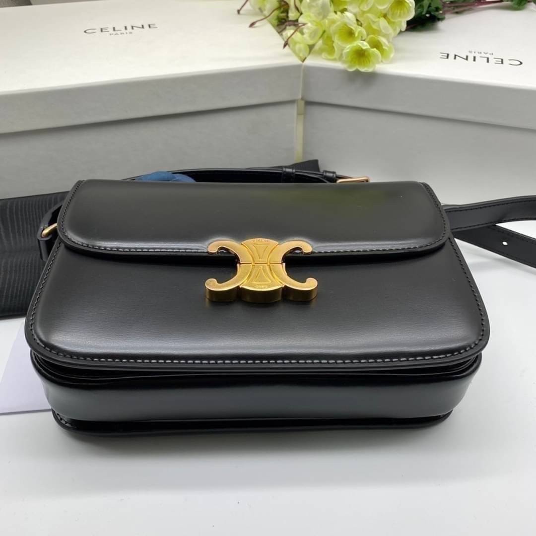 MEDIUM 22cm : CELINE CLASSIQUE TRIOMPHE BAG IN SHINY CALFSKIN / Celine Triomphe Bag / Celine Bag พร้อมส่ง 10 สี เกรดออริ 1:1 กระเป๋าแบรนด์หรูที่ควรมีแห่งปี