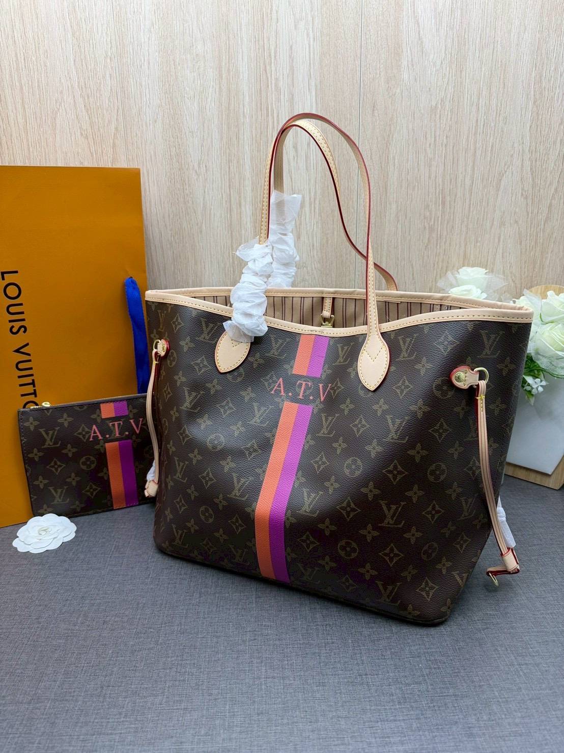 ORI หนังแท้ | LV Neverfull MM Mon Monogram / LV Tote Bag กระเป๋าสะพายทรงโท้ทใบใหญ่ คาดแถบชมพู