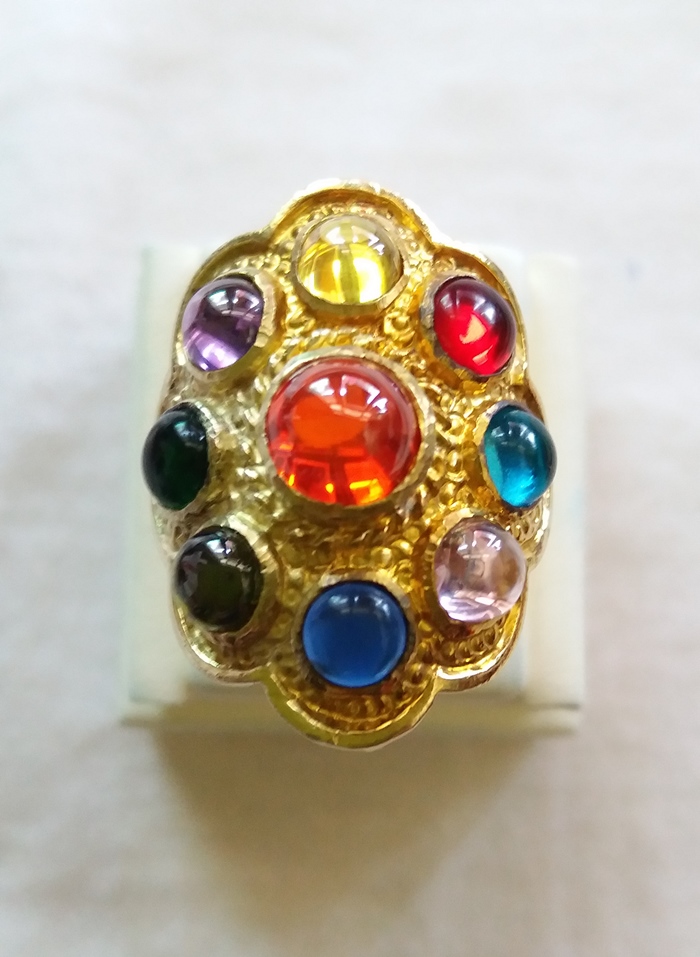 สินค้าหมดค่ะ แหวนพลอยมณีใต้น้ำ(เพชรพญานาค)นพเก้าเนื้อทองเหลือง(ทุกราศี)เบอร์10 วงที่1ค่ะ