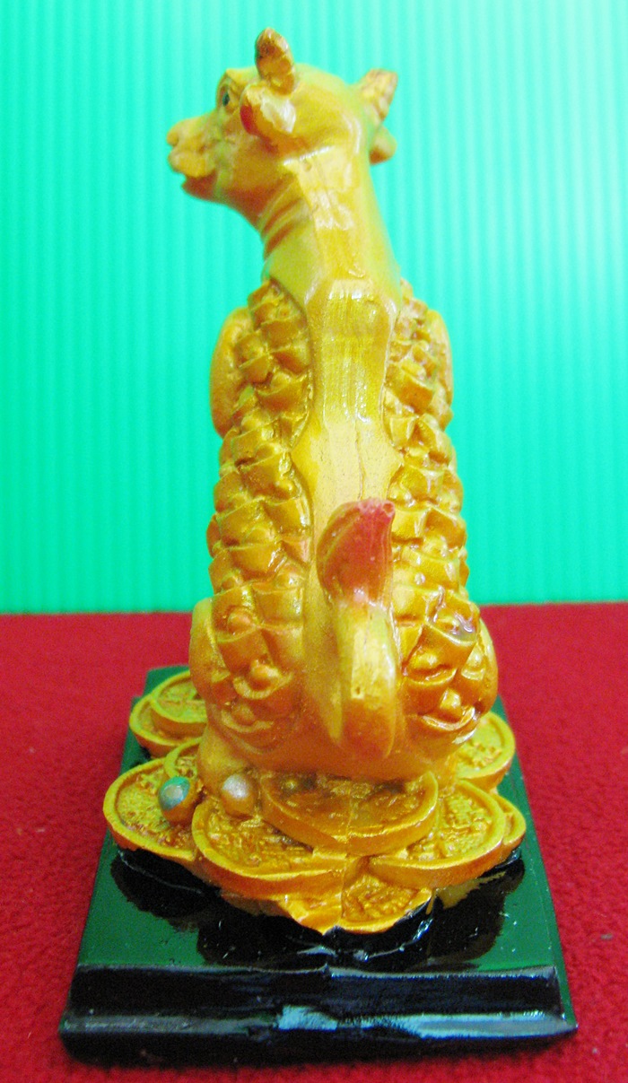 สินค้าหมดค่ะ รูปปั้นวัวเสริมดวง นำสู่ความสำเร็จ(เสริมบารมีคนเกิดวันศุกร์)ค่ะ