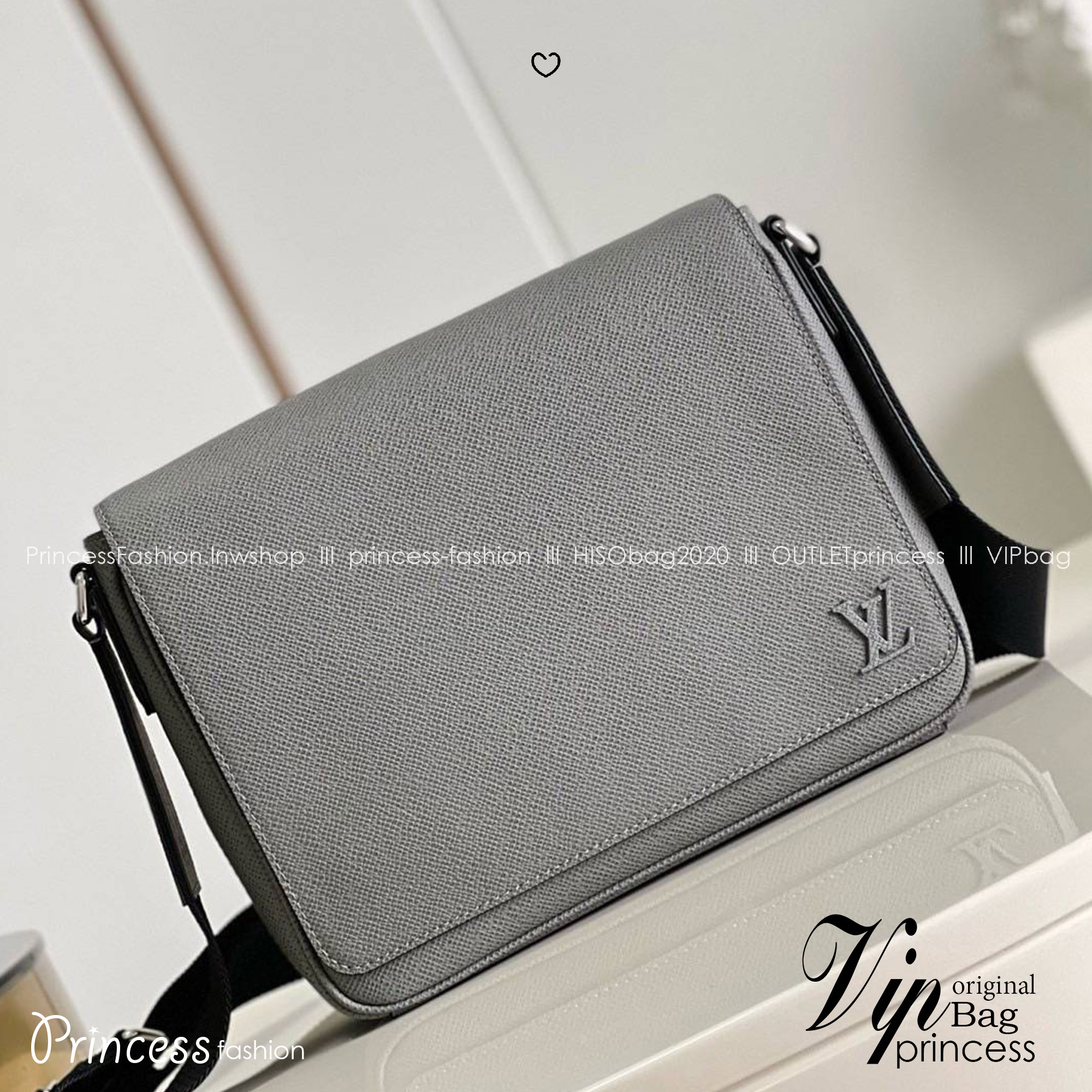 เกรดเทพ Top ORI | LV District PM Taiga leather Glacier Gray กระเป๋าสะพายทรงแมสเซ็นเจอร์ หนังแท้ เกรดดีสุด เทียบแท้