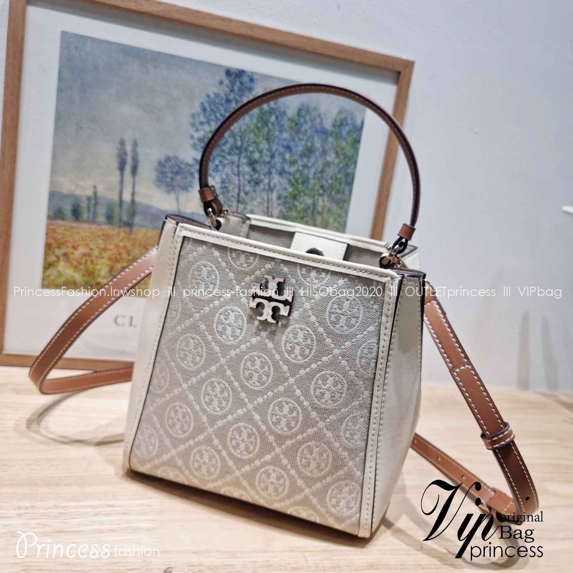TORY BURCH SMALL T MONOGRAM MCGRAW BUCKET BAG กระเป๋าทรงบัคเก็ตโมโนแกรม เกรดออริ สลับแท้ 1:1 ใช้งานต่างประเทศได้
