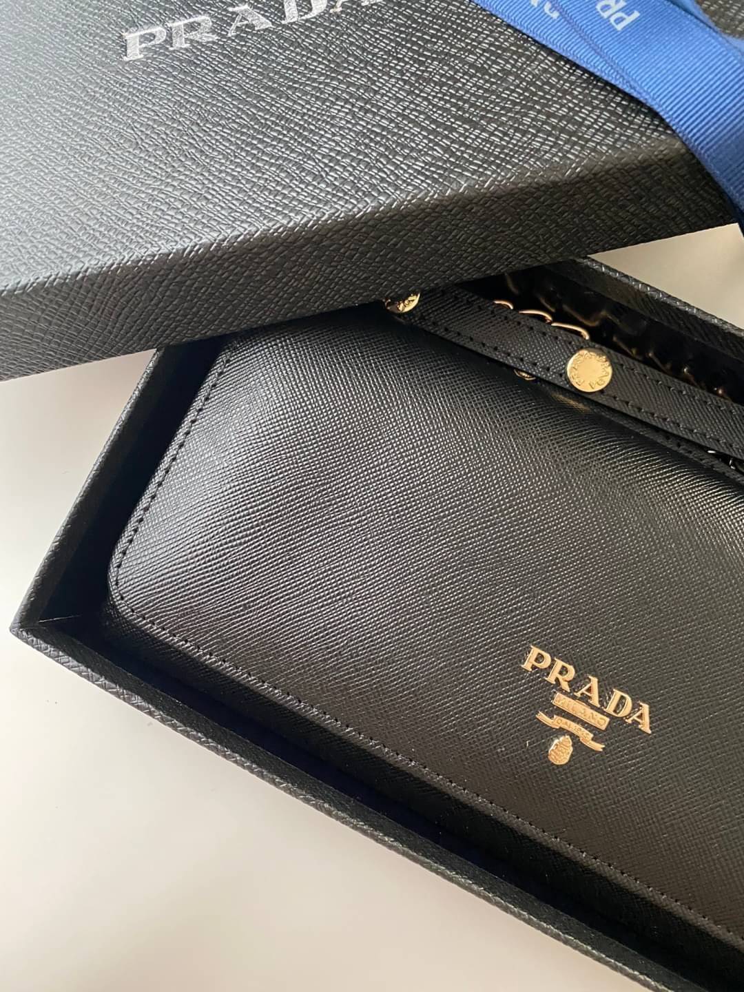 VIP หนังแท้ 】PRADA Saffiano Metal Leather Wallet on Chain Clutch Bag