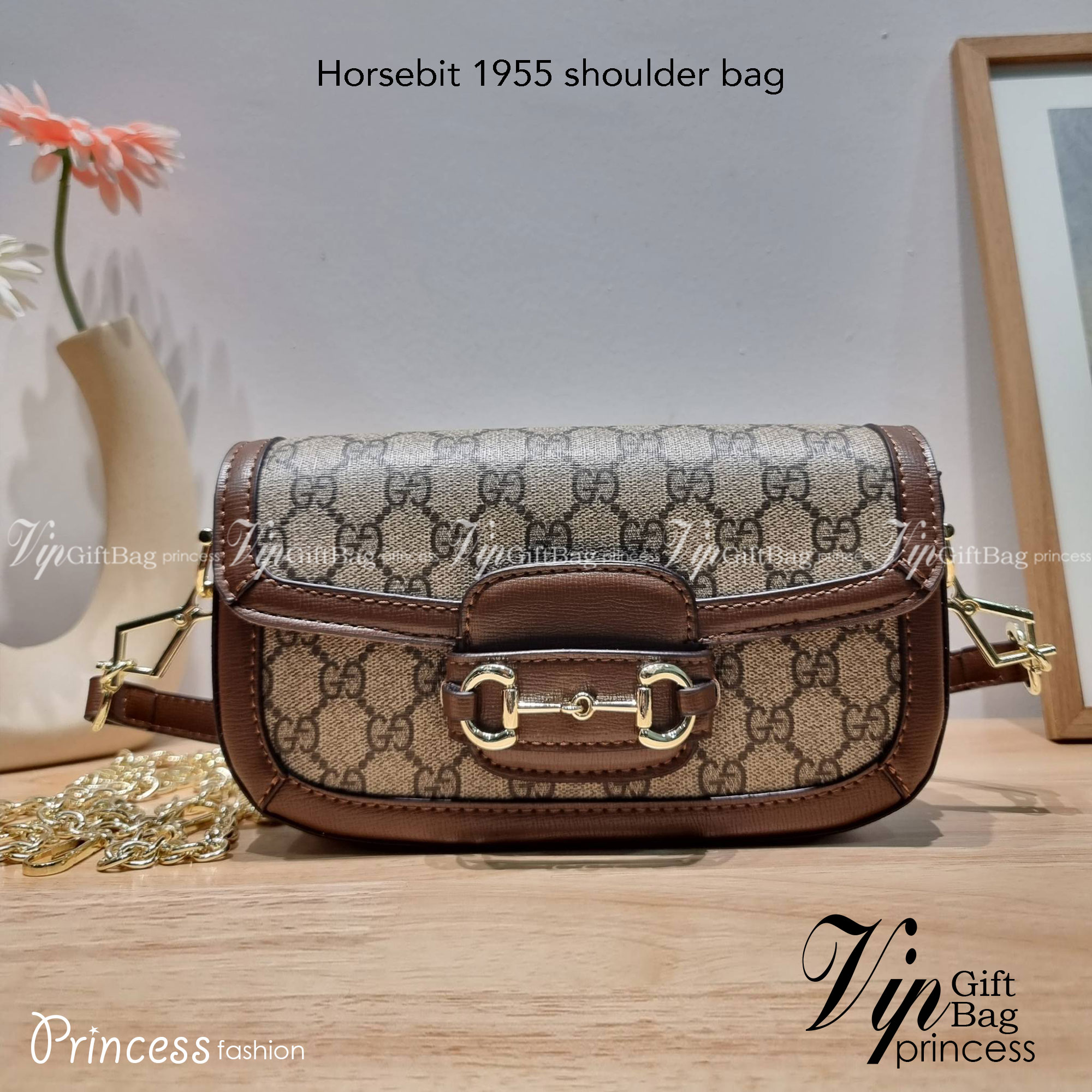 GUCCI Horsebit 1955 shoulder bag / GC STRAP MINI SHOULDER BAG กระเป๋าสะพายไหล่/สะพายข้าง ทรงคลาสสิค ไซส์ใหม่ ตอบโจทย์คนที่ไม่ชอบความใหญ่โต น้องจัดให้ไปเลย!!
