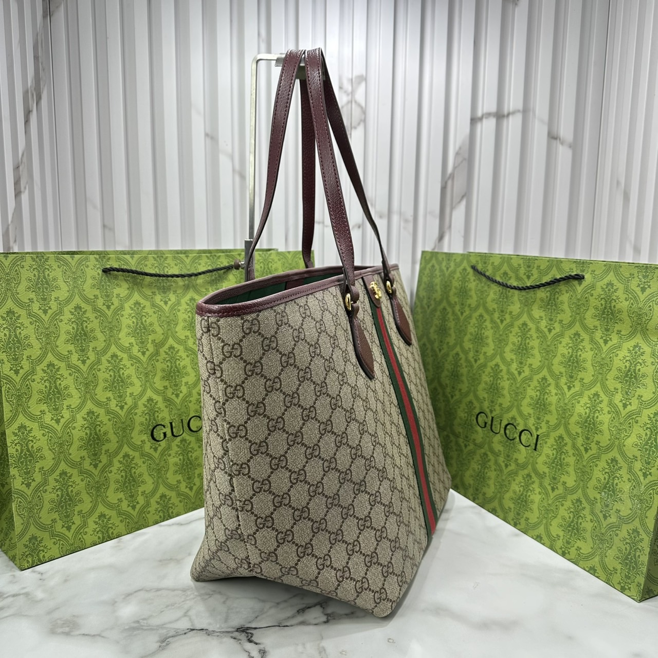 ORI หนังแท้ | Gucci Ophidia medium tote bag GG Monogram Double G / Gucci Tote Bag กระเป๋าสะพายทรงโท้ทใบใหญ่ ภายในโล่งกว้างจุของได้เยอะ