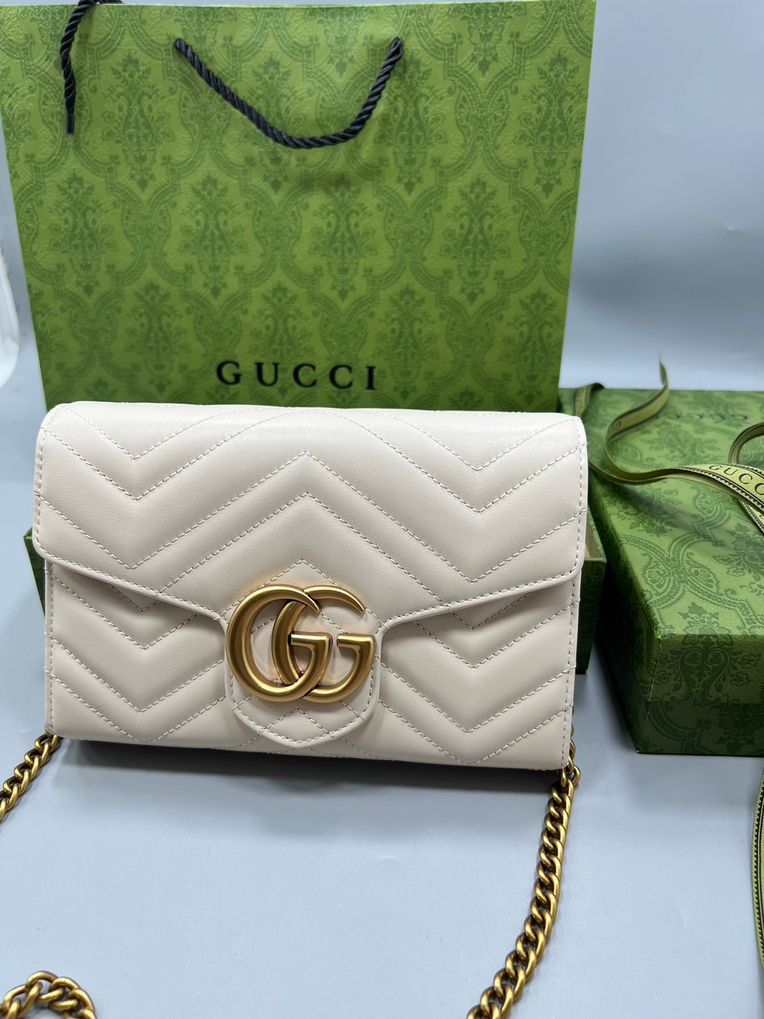 GUCCI GG Marmont Chain Wallet Matelasse Mini Soft Leather / GUCCI WOC เกรดออรินอล งานหนังสวยมากค่ะ ละมุนที่สุด ใส่บัตร ใส่แบงค์ได้ รับรองว่าจะเป็นกระเป๋าที่จะหยิบใช้งานได้บ่อยๆ รับประกันความสวยปังค่าาา