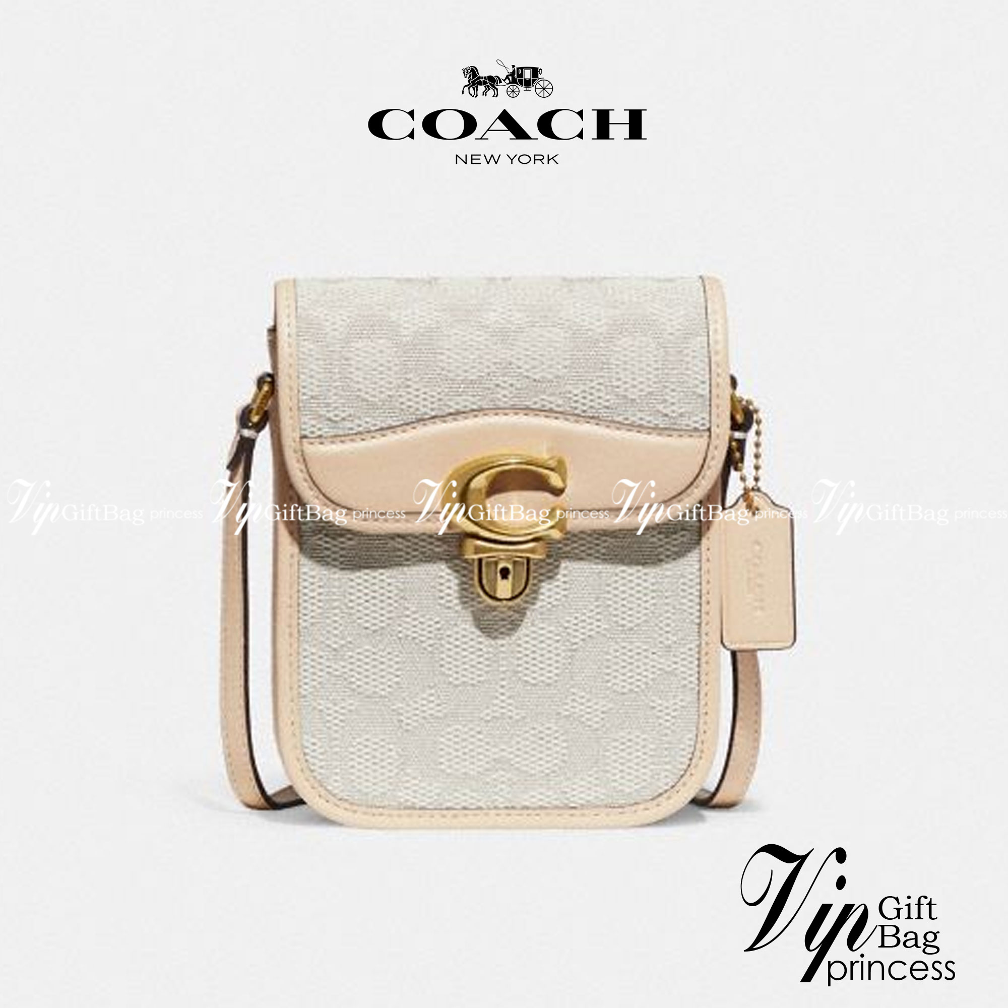 COACH CA191 TALL STUDIO CROSSBODY IN SIGNATURE JACQUARD กระเป๋าสะพายข้างไซส์มินิ ดีไซน์ลูกคุณหนู น่ารักที่สุด!! น่าใช้ไม่อยากวาง!! ดีไซน์รูปทรงกำลังสวย ใช้งานสะดวกด้วยตัวกดเลื่อนล็อค วัสดุผ้า jacquard สลับหนังแท้ มาพร้อมสายสะพายข้างในตัว ใส่ของสำคัญแบบพกพ