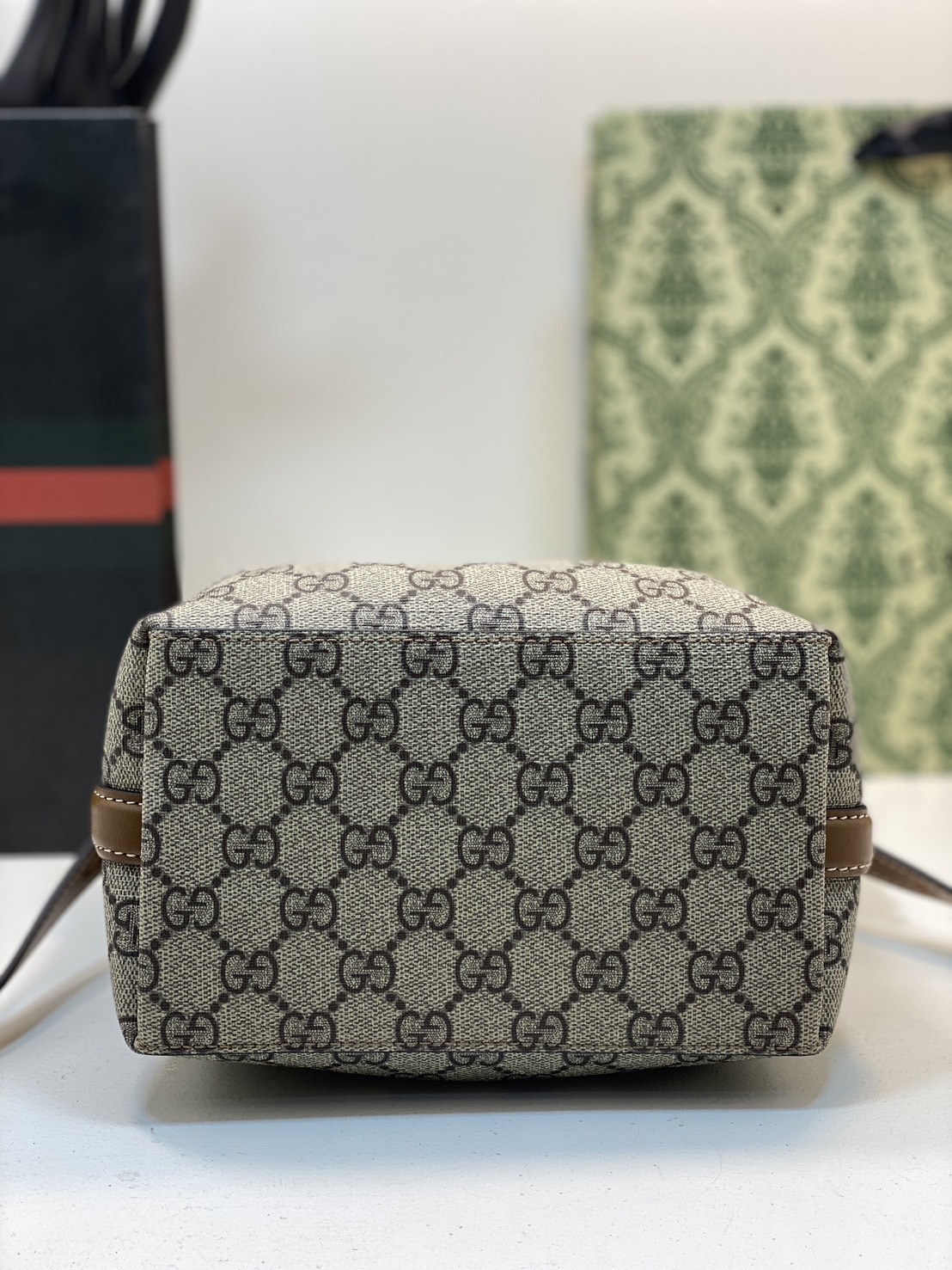 GUCCI BUCKET BAG / Gucci Supreme Vintage Monogram Canvas Bucket Bag กระเป๋าทรงบัคเก็ตวินเทจงานแบรนด์หรู เกรดออริ 1:1 สลับแท้ งานสวยตามรูป ใช้งานต่างประเทศได้