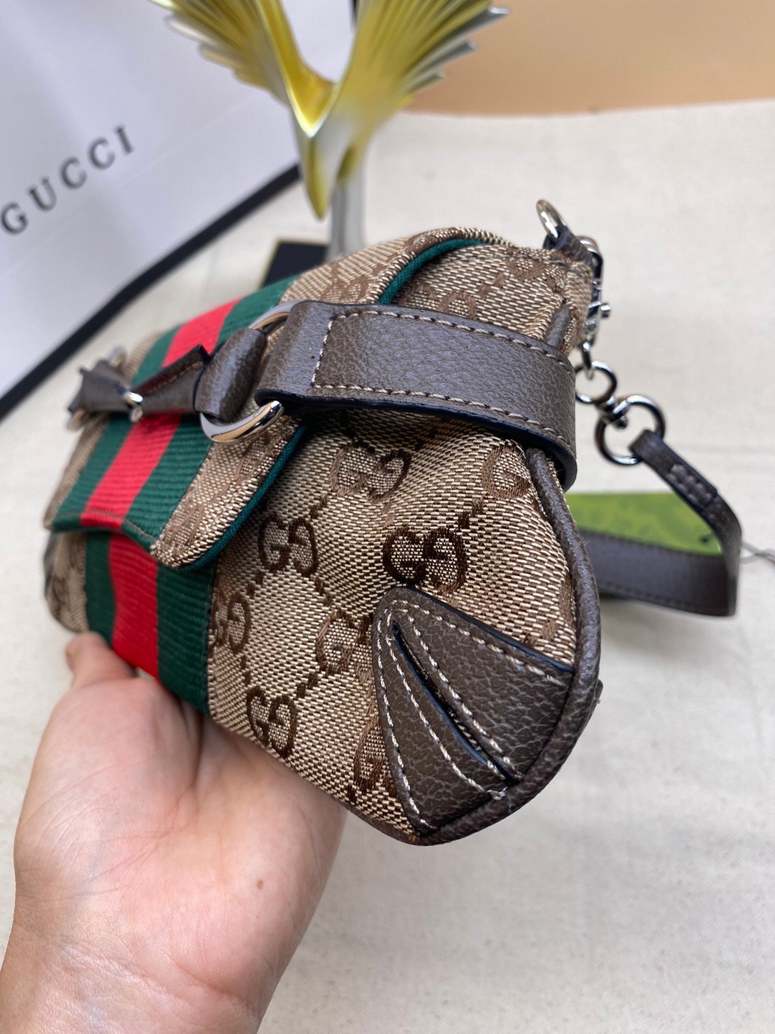 GUCCI HORSEBIT CHAIN SMALL SHOULDER BAG / Gucci Bag / Gucci Horsebit Chain Bag พร้อมส่ง กระเป๋าสะพาย สไตส์วินเทจ พร้อมสายหนังและสายโซ่ **สินค้าเกรดออริจินอลสลับแท้ 1:1