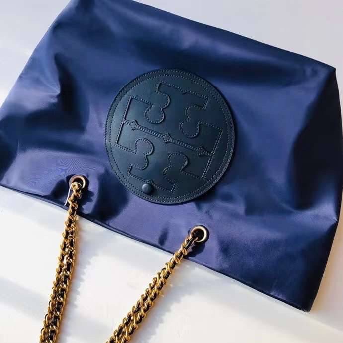 TORY BURCH Ella Chain Tote 32cm / TORY TOTE NYLON BAG พร้อมส่ง 4 สี กระเป๋าสะพายทรงโท้ท จุของได้เต็มที่ น้ำหนักเบา รูปทรงคลาสสิคชวนใช้